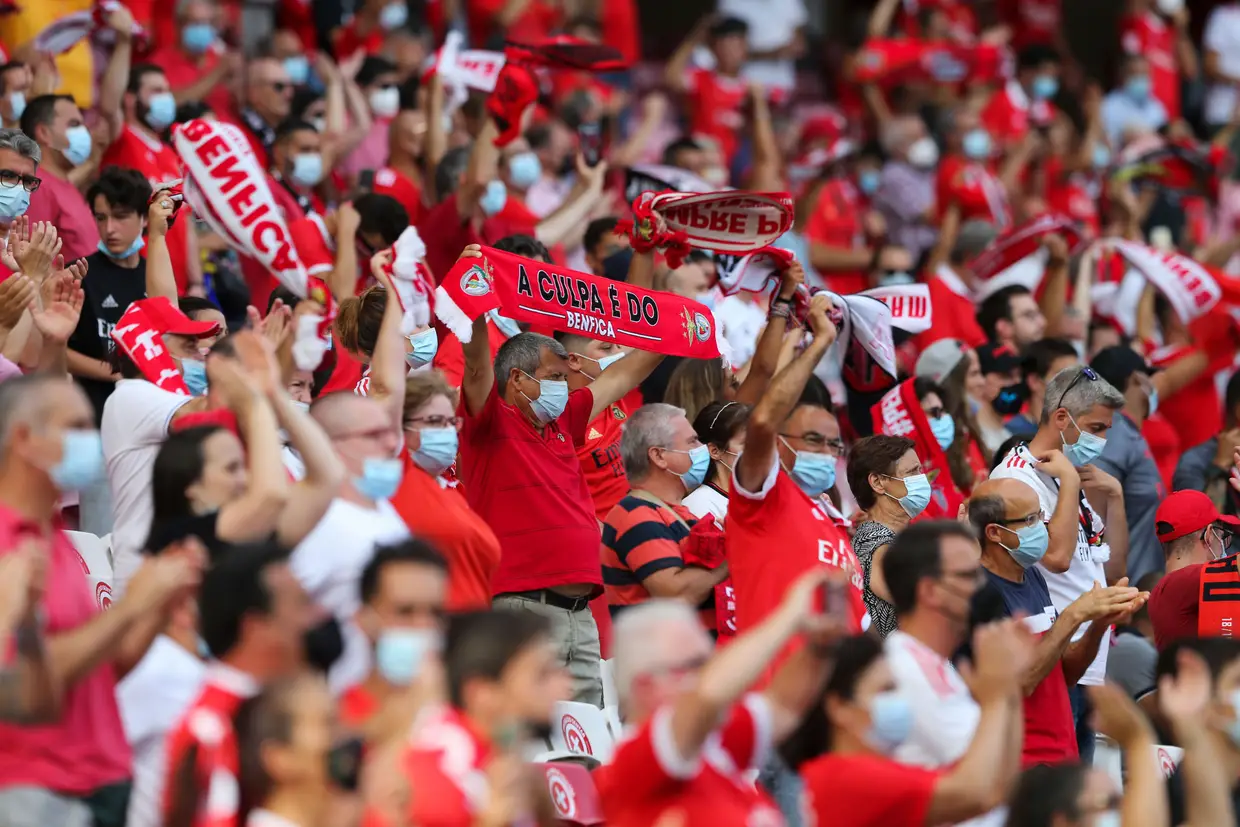 Benfica vence o Arouca na Luz por 2-0 - SIC Notícias