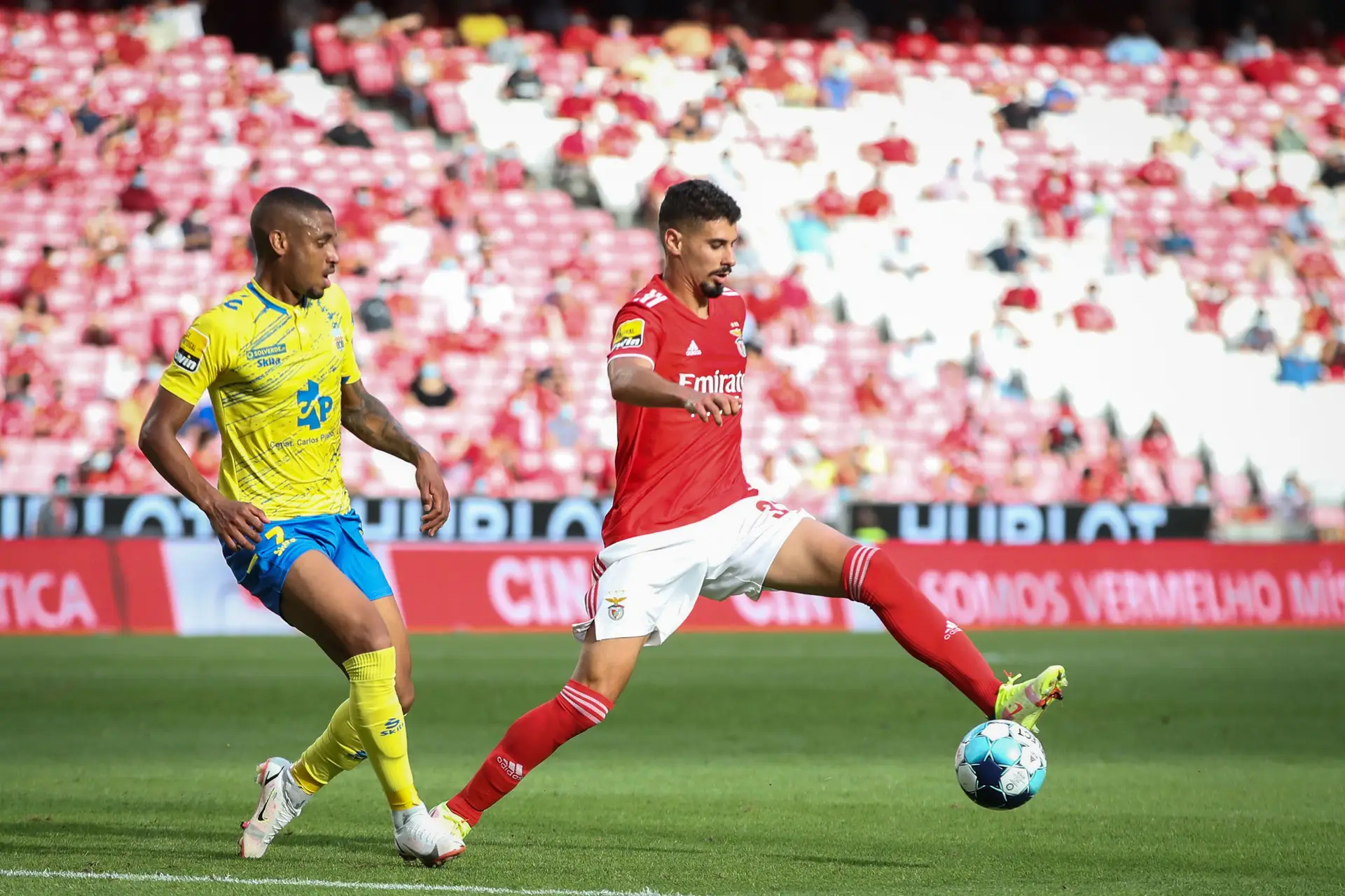 Médio Gil Dias deixa o Benfica e ruma ao Estugarda