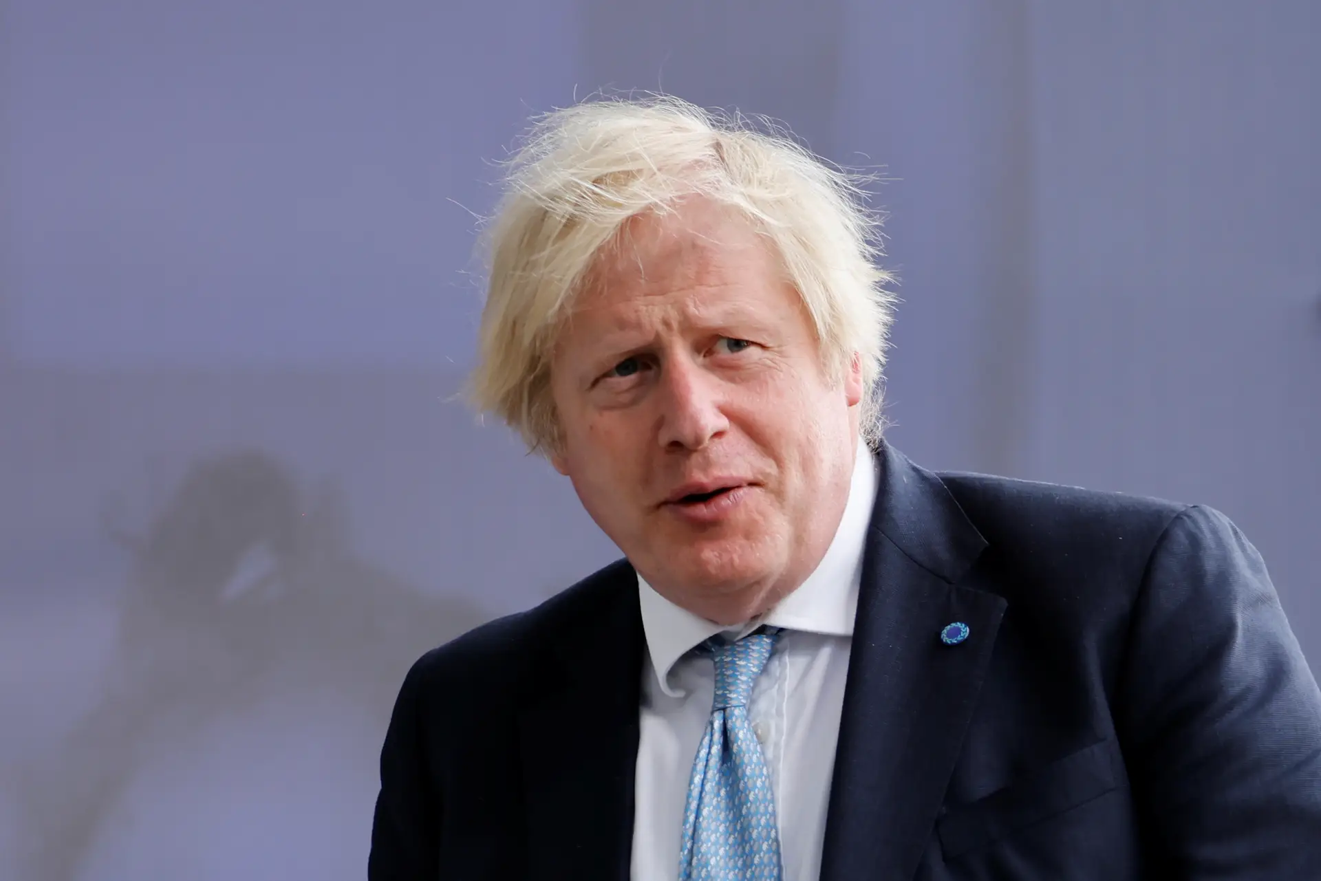 Afeganistão. Boris Johnson quer reunião do G7 para unificar abordagens