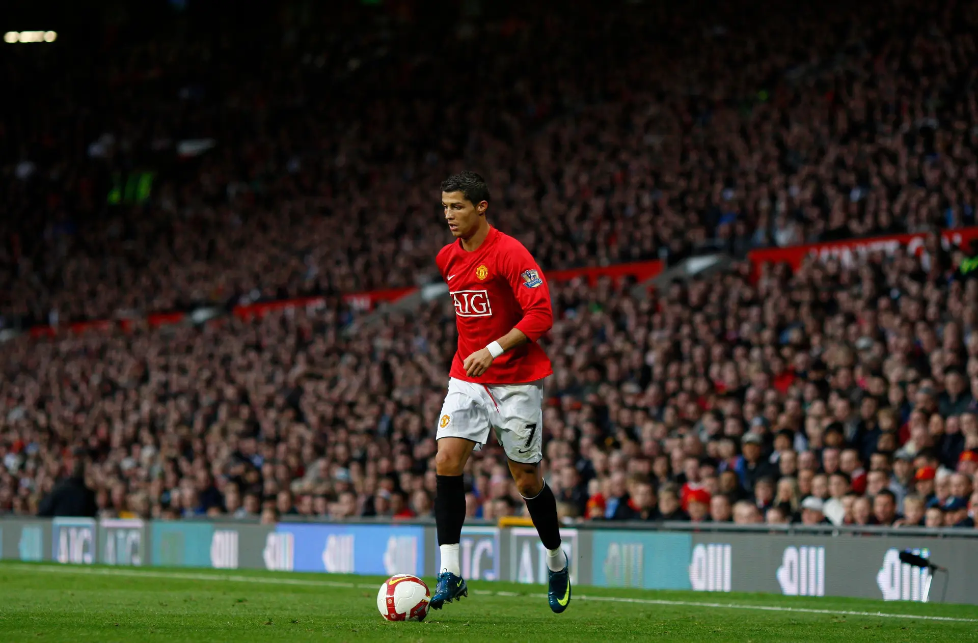 Cristiano Ronaldo já fez circular 245 milhões de euros em quatro transferências