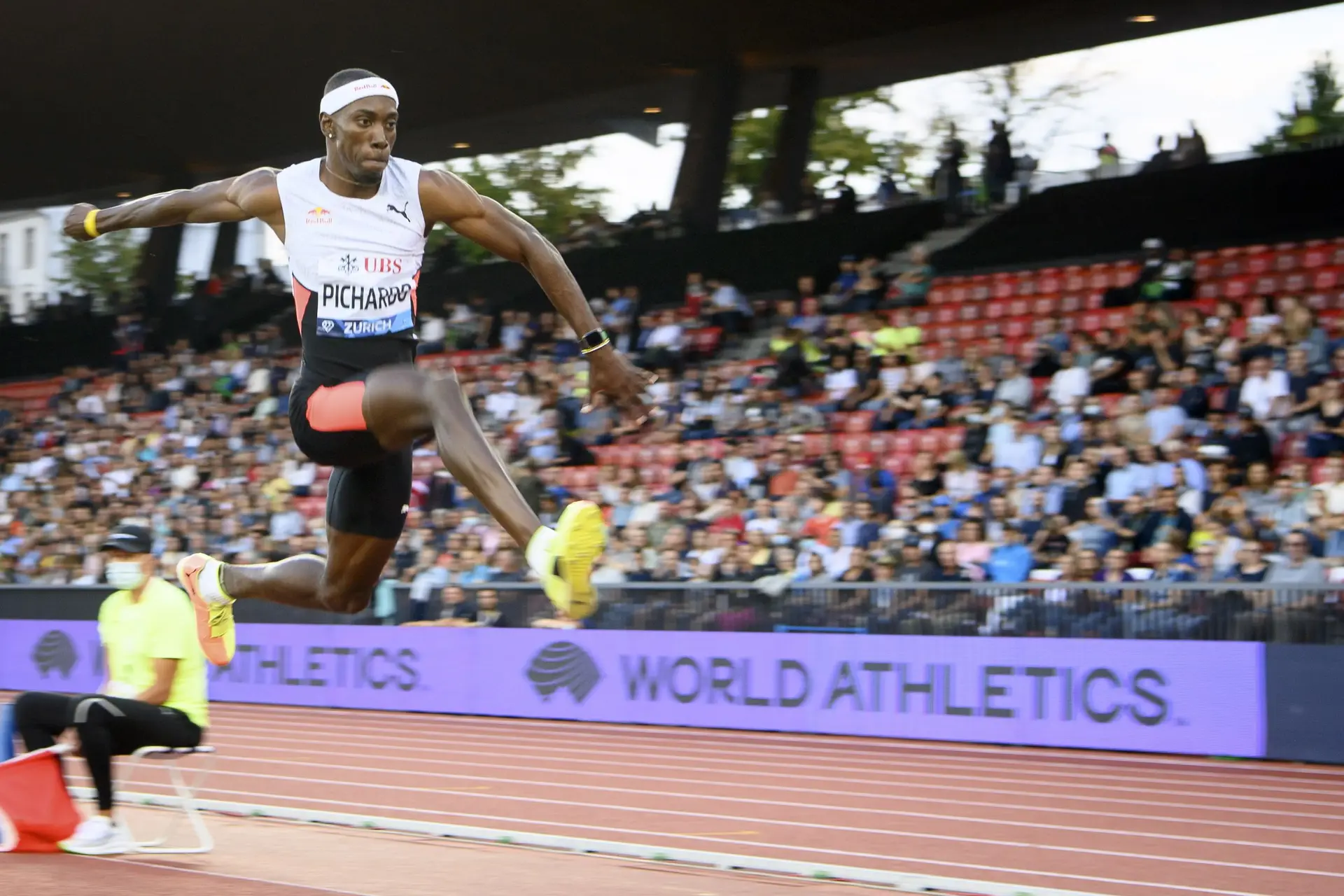 Pedro Pichardo diz que merece estar entre os melhores atletas do ano