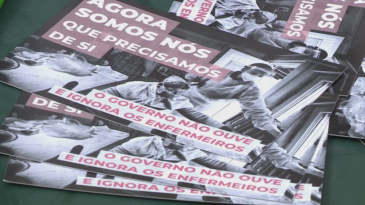 Enfermeiros em ação de sensibilização em Coimbra