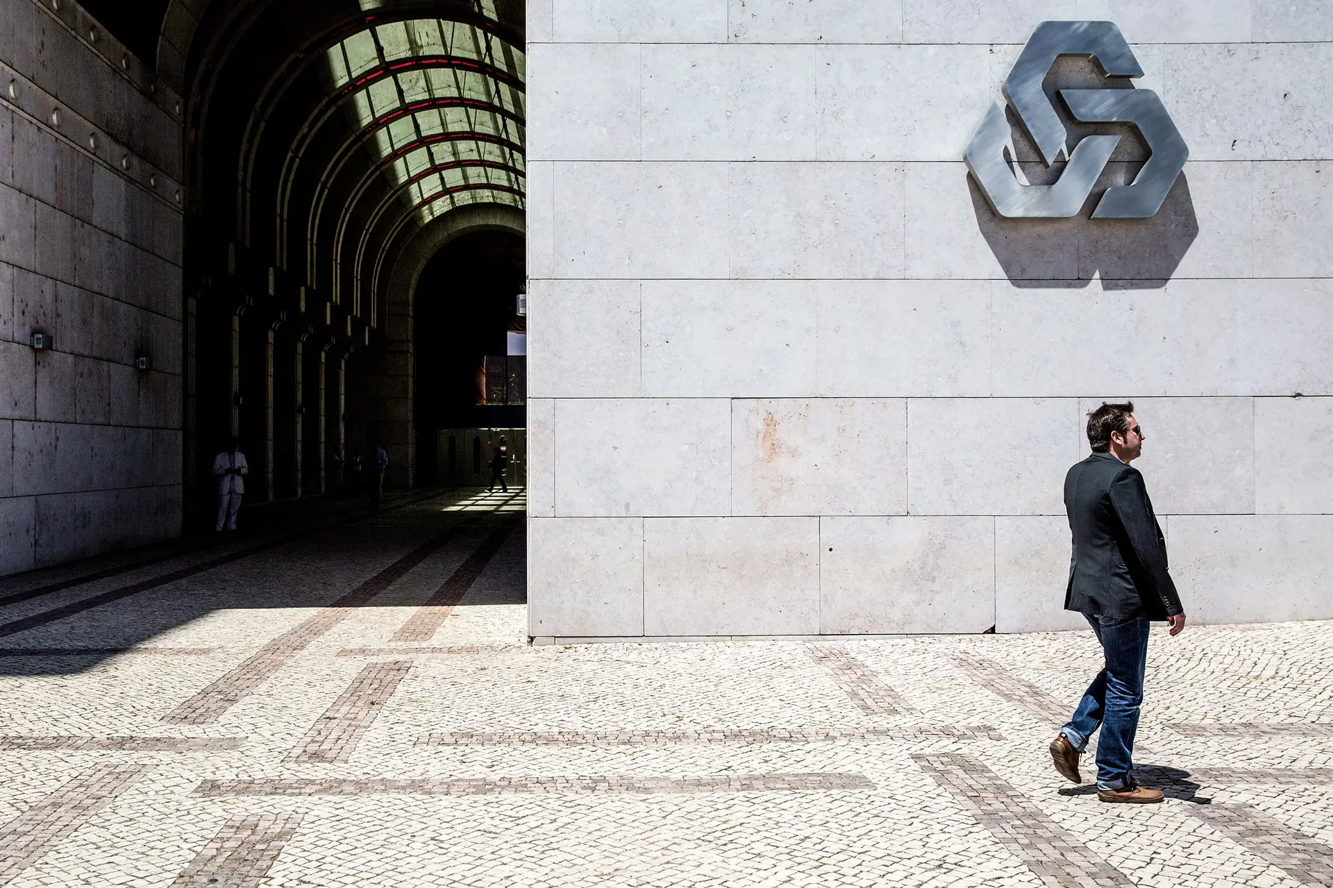 CGD propõe aumentos salariais de 3,25%, sindicato considera uma provocação