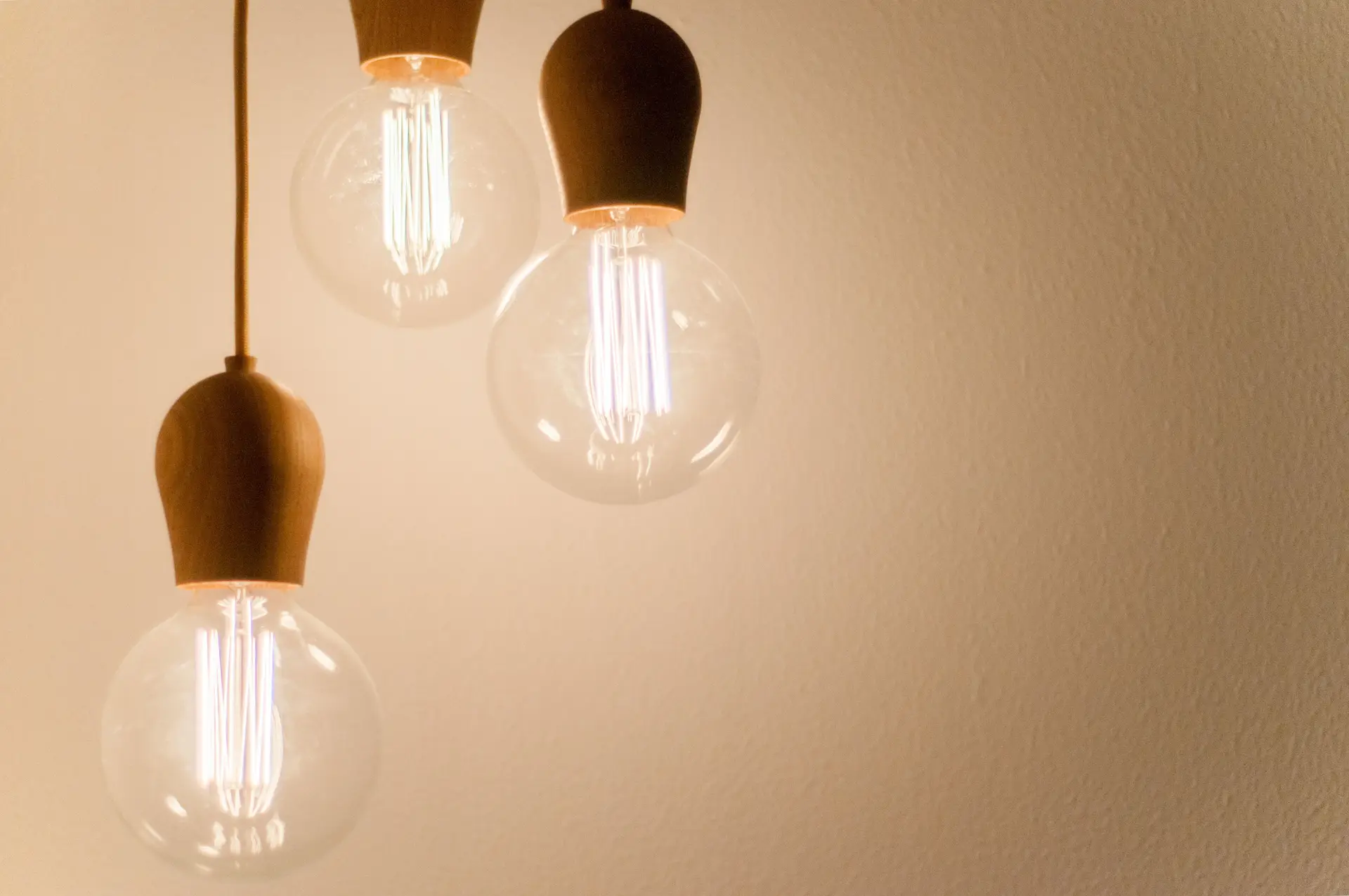 Governo nega subida de 40% nos preços da luz