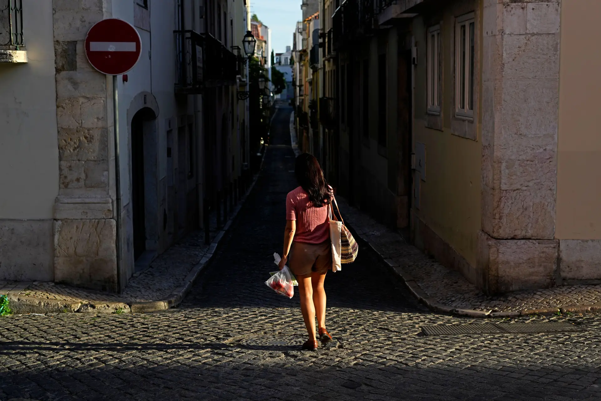 Portugal com mais 6 mortes e 1.058 casos de covid-19 nas últimas 24 horas
