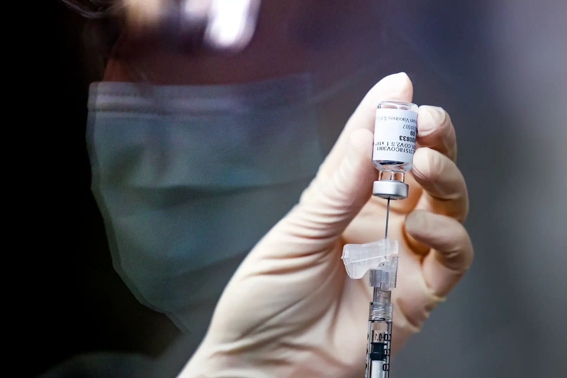 Infarmed regista mais de 40 casos suspeitos de "falência" da vacina da Janssen