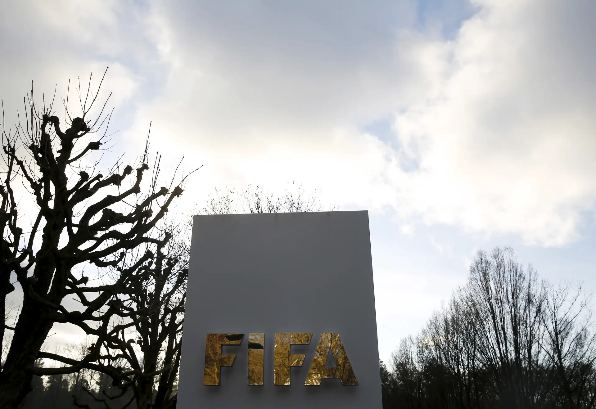 Belenenses SAD impedido pela FIFA de inscrever jogadores devido a dívida