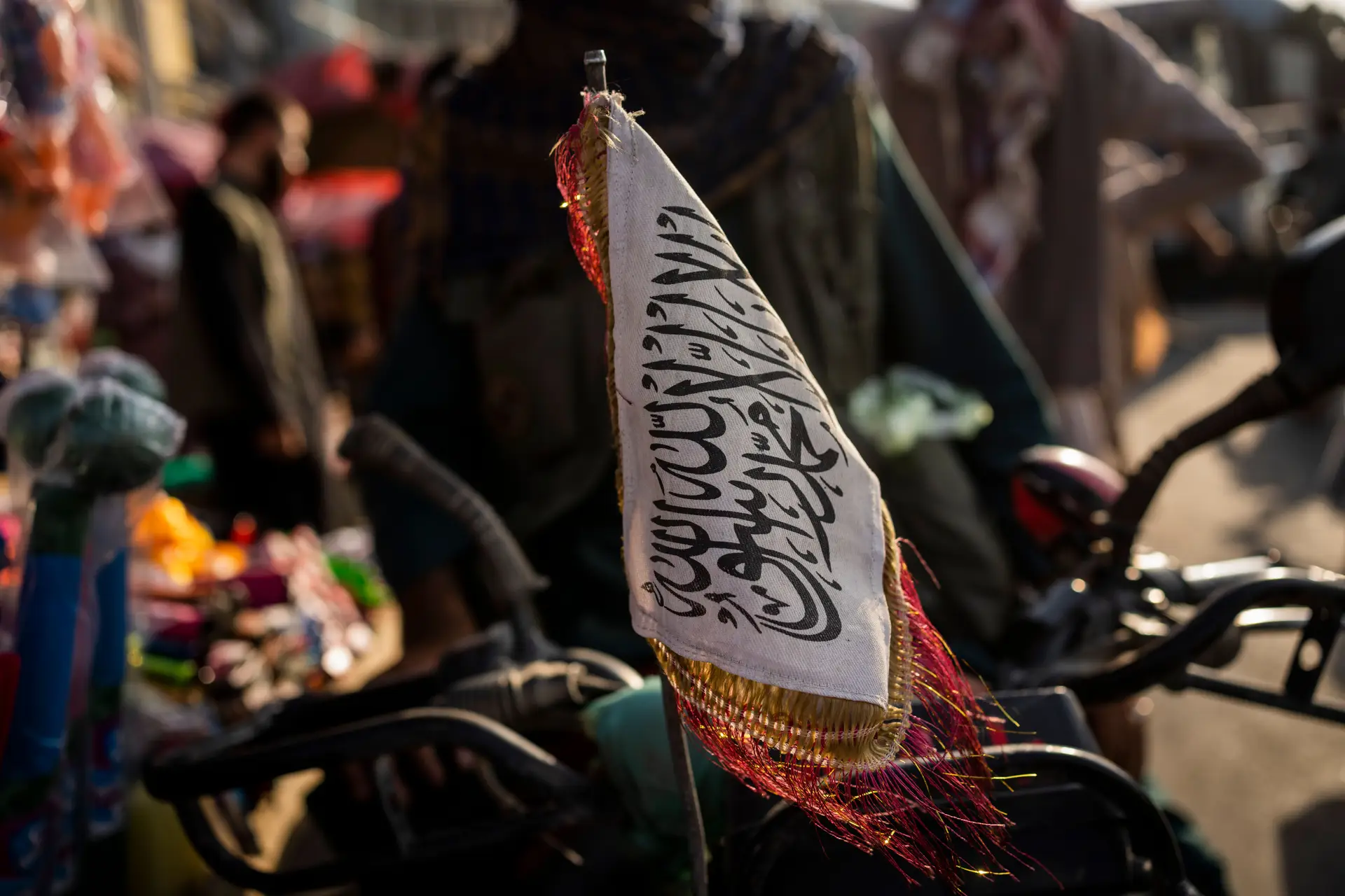 Talibãs recusam ajuda dos Estados Unidos no combate ao Daesh