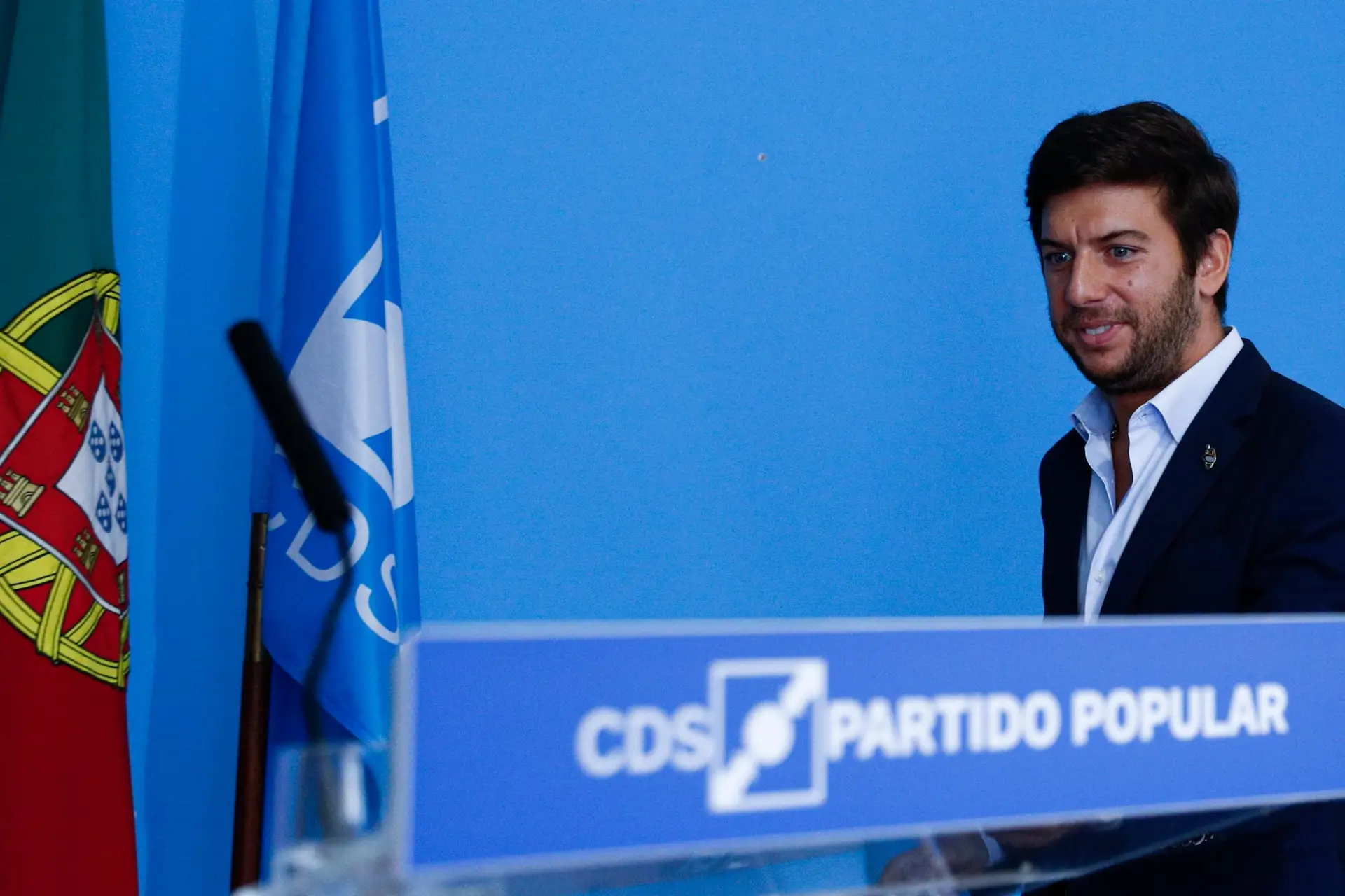 Pires de Lima diz que adiamento do congresso do CDS é um "ato de incoerência"