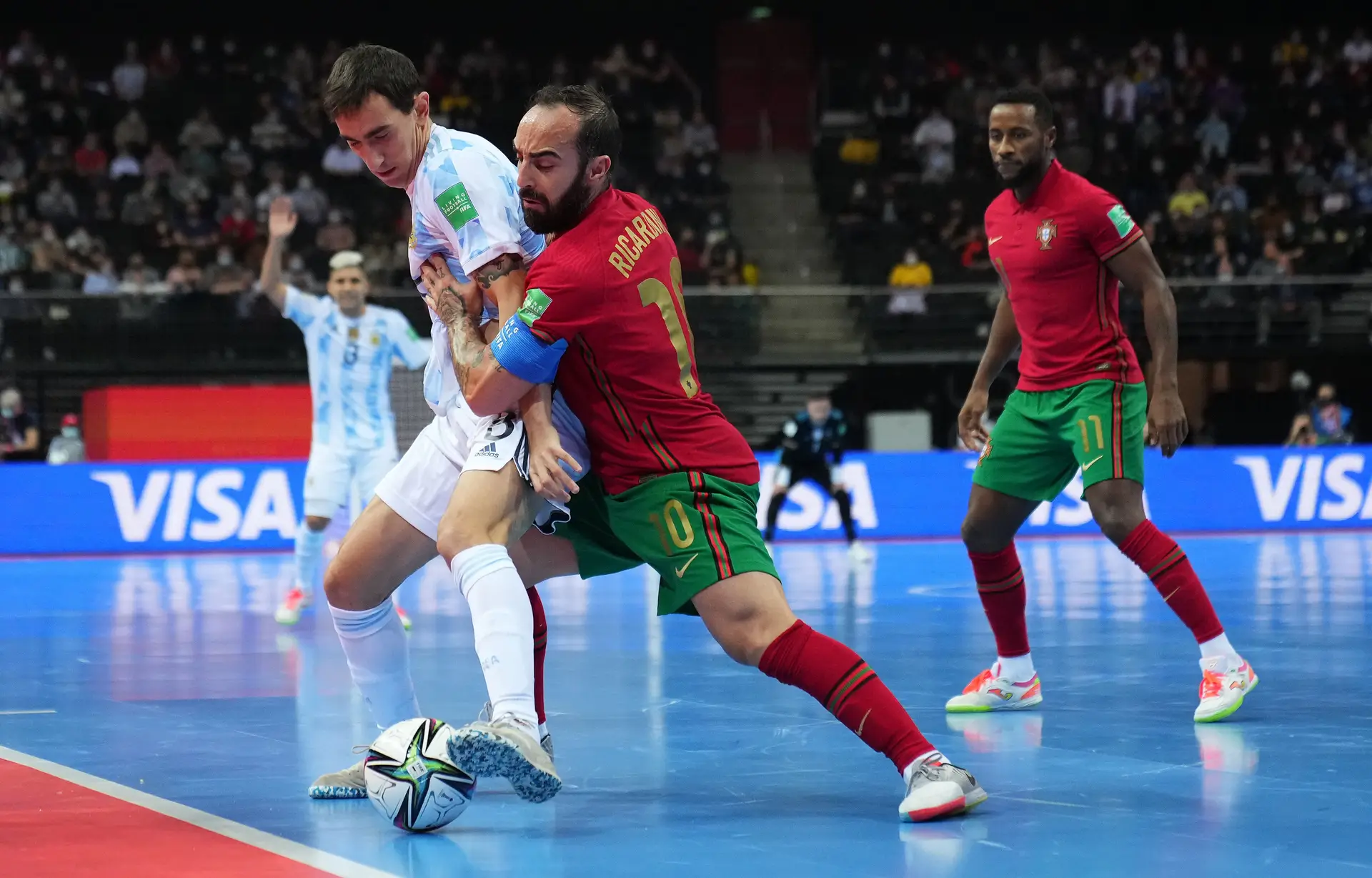 Três casos de covid-19 na seleção portuguesa de futsal