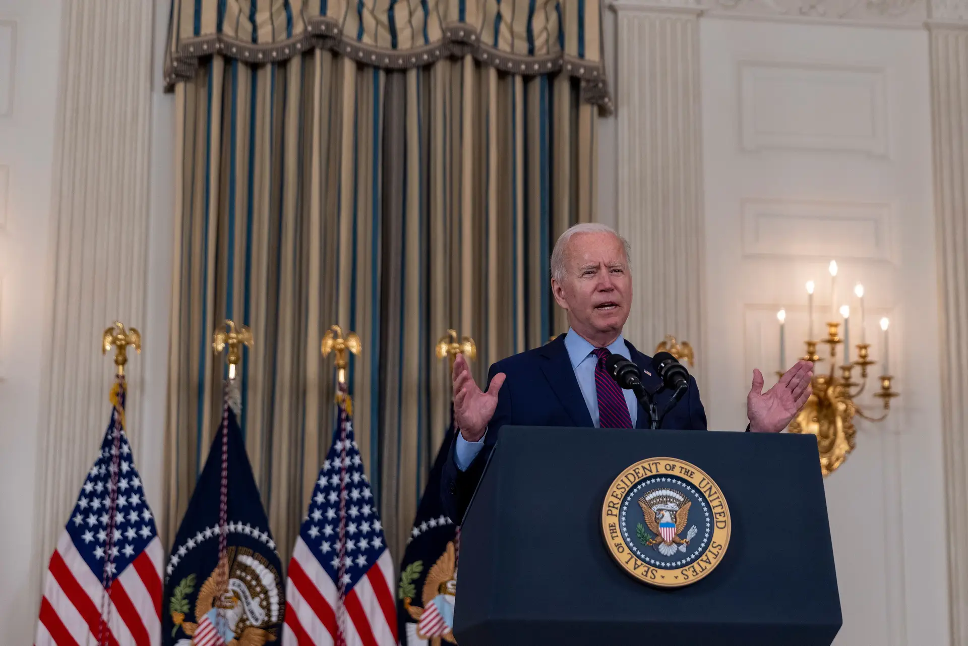 Joe Biden critica atitude "perigosa" da oposição republicana perante dívida