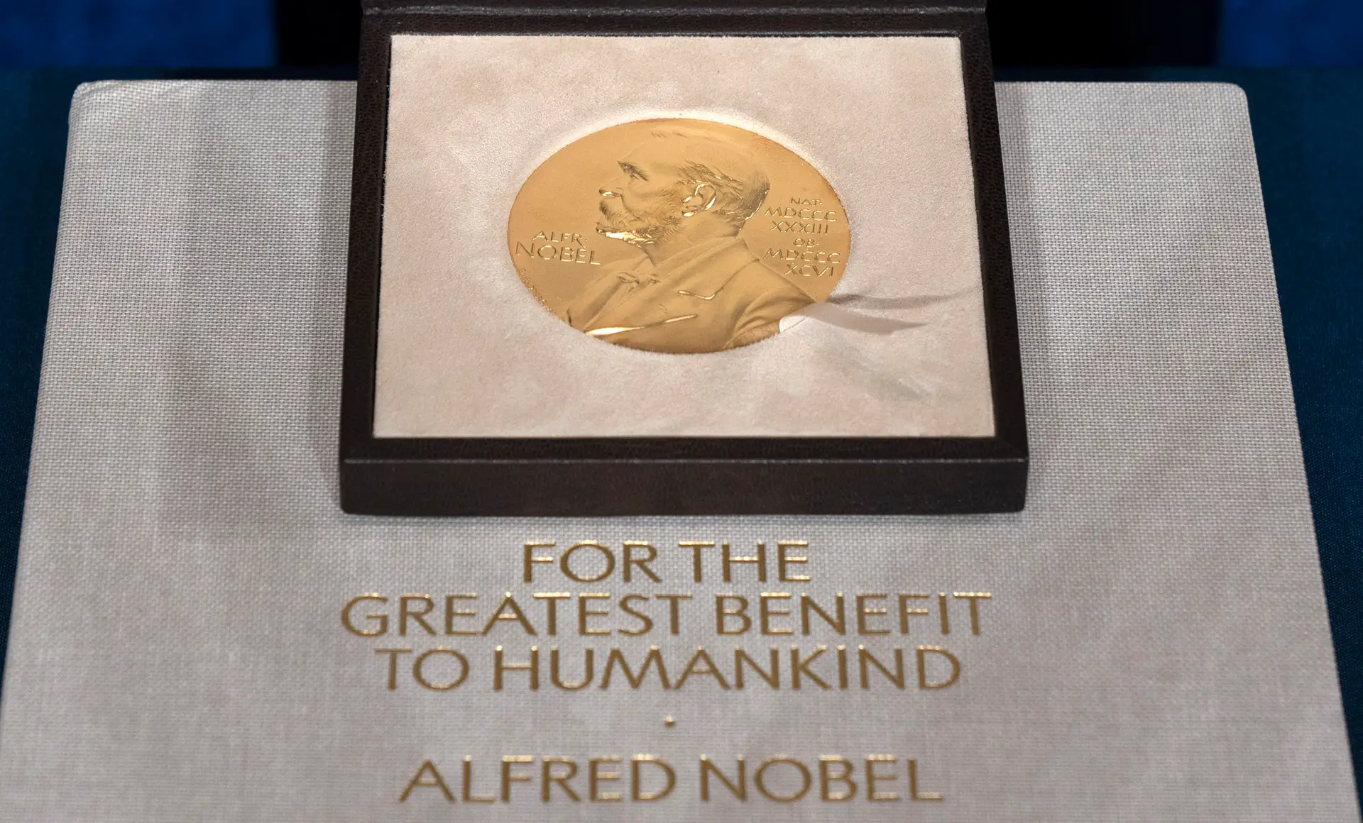 Nobel da Paz para Ales Bialiatski da Bielorrússia e duas organizações de direitos humanos, ucraniana e russa