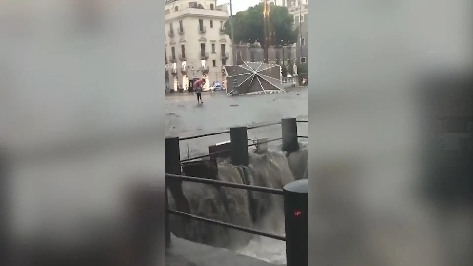 Inundações na Sicília devido a chuvas torrenciais