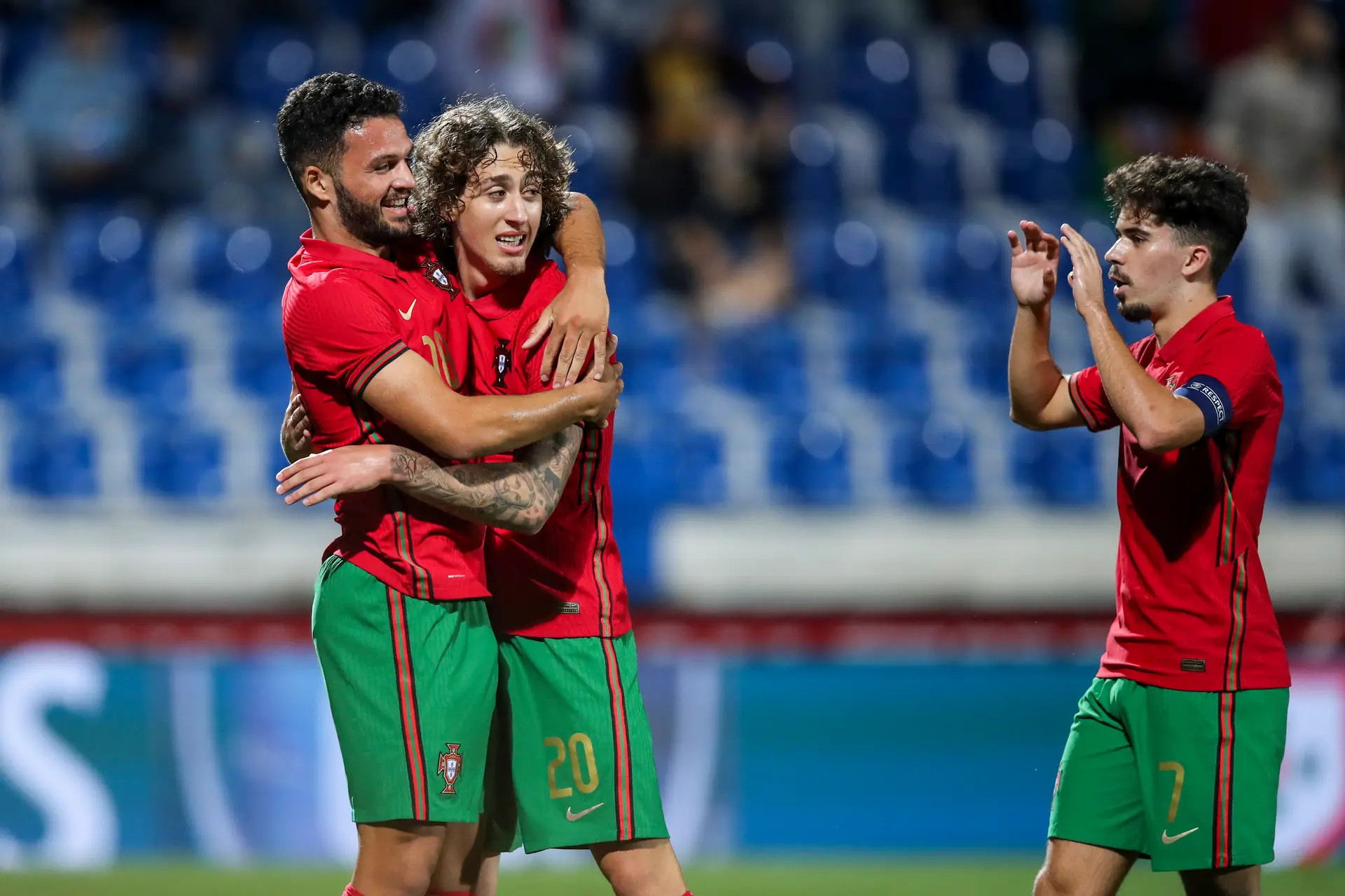 Portugal goleia Bielorrússia e lidera qualificação para o Euro sub-21