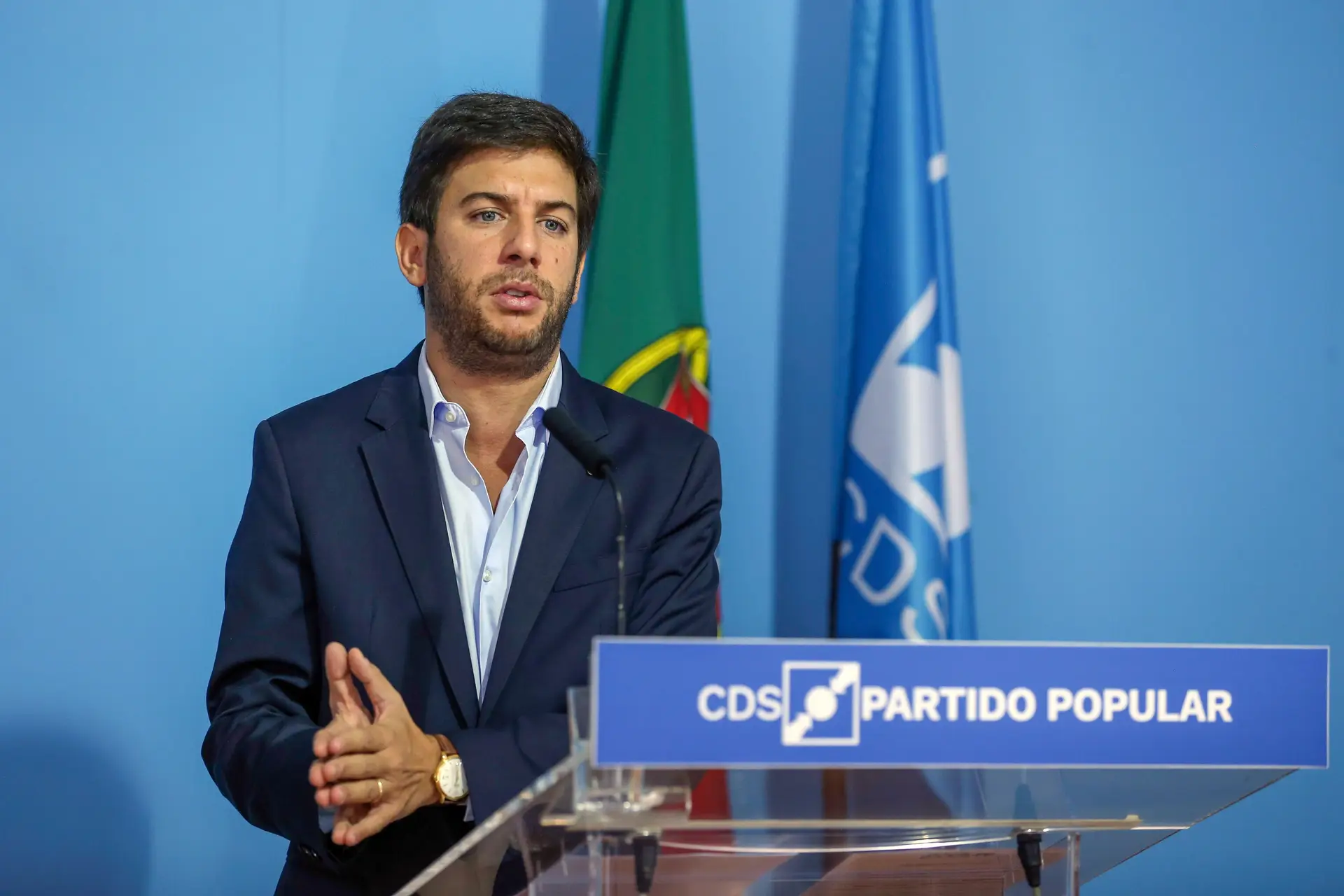 O presidente do CDS-PP, Francisco Rodrigues dos Santos, em conferência de imprensa anuncia o voto contra o Orçamento do Estado para 2022.