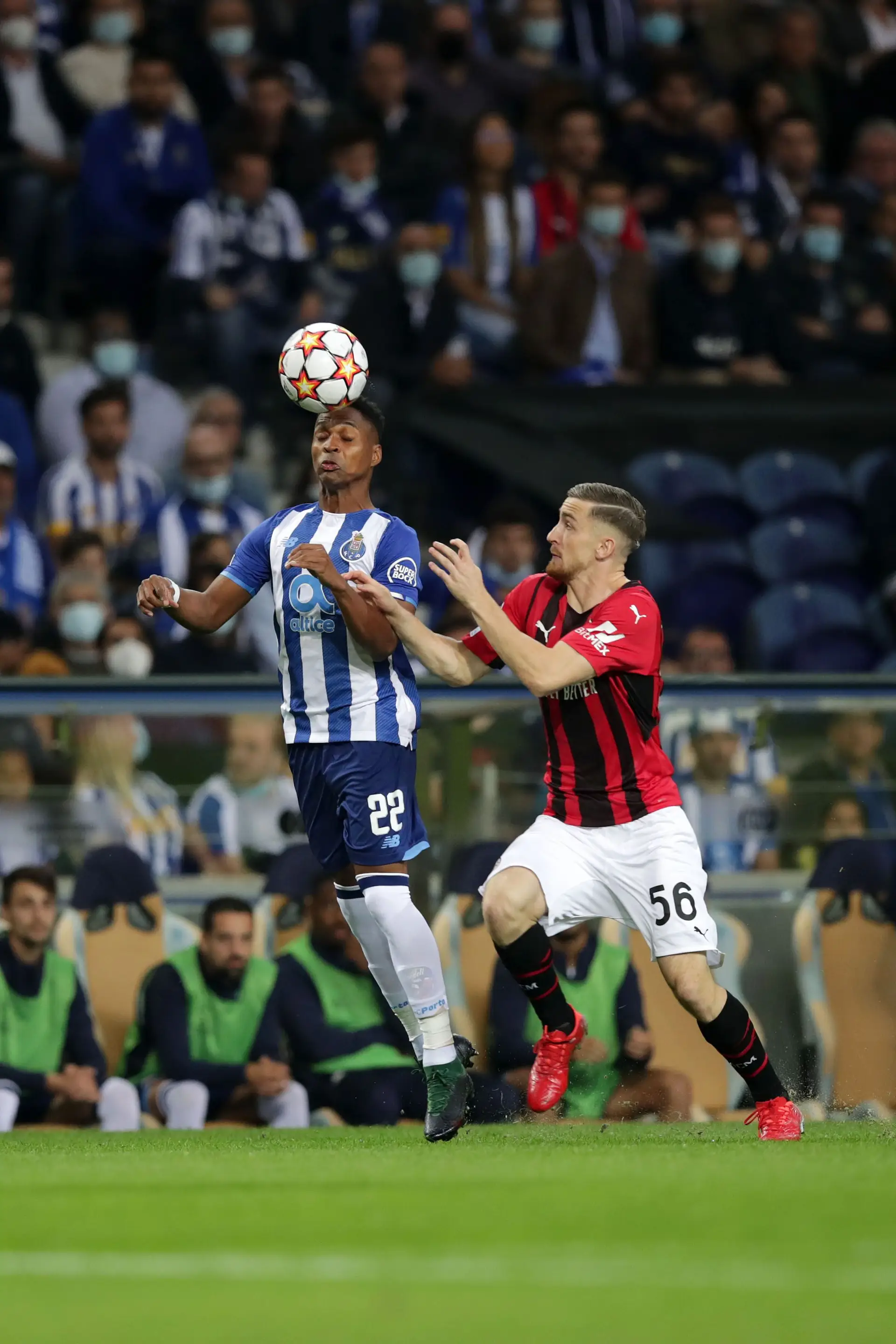 FC Porto vence AC Milan na Liga dos Campeões