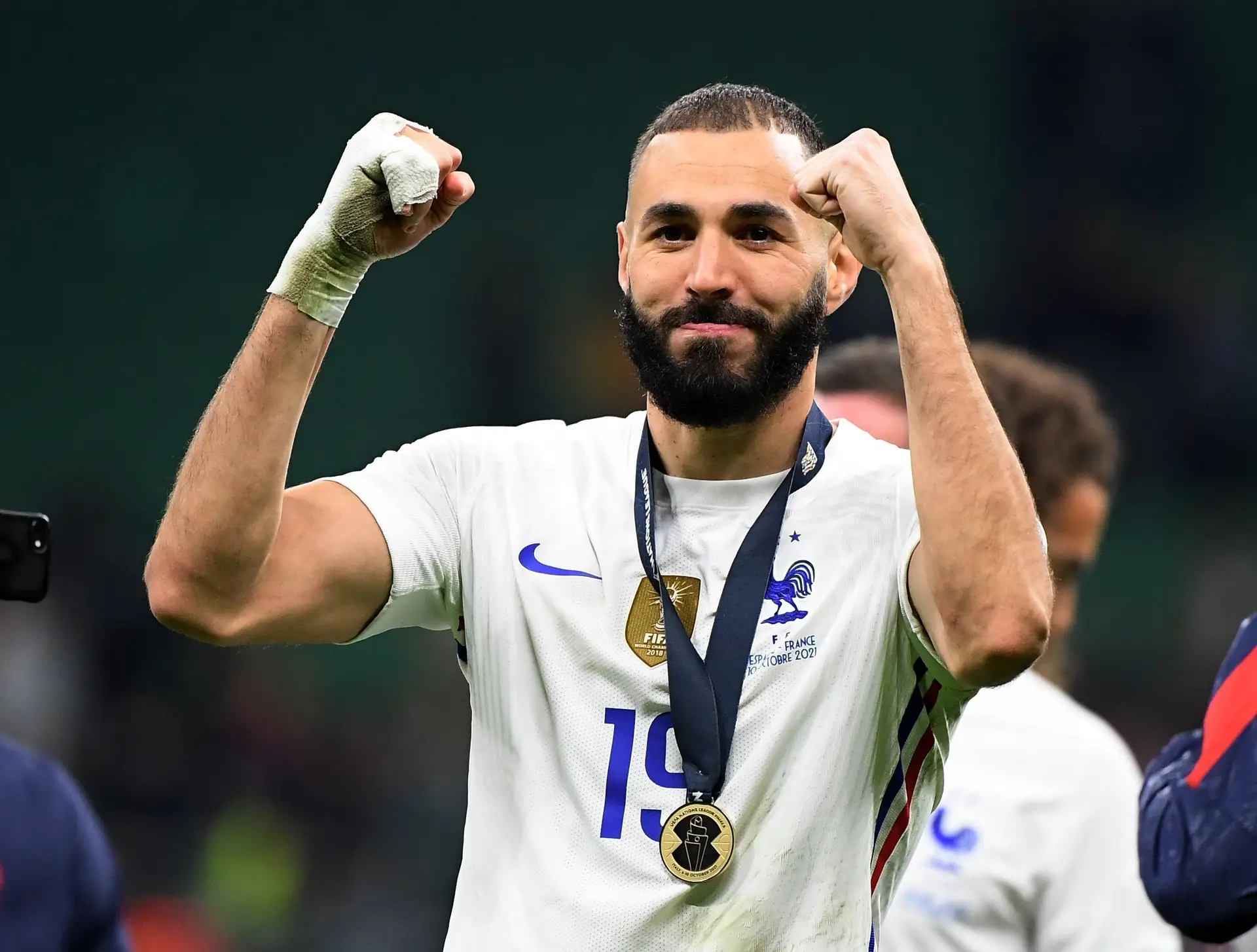 Avançado Benzema abre a porta à saída da seleção francesa