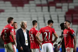 Benfica inicia ciclo complicado: são quatro jogos em dez dias