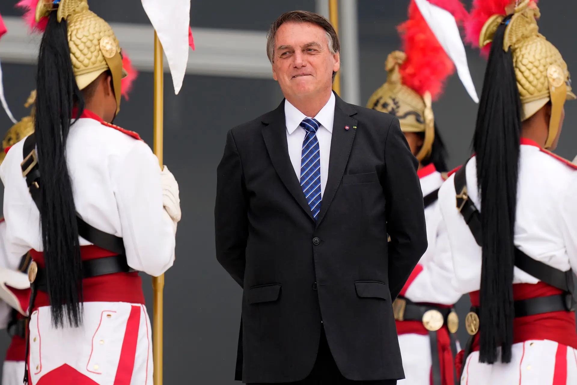 Covid-19: Bolsonaro diz não ter culpa de "absolutamente nada" na pandemia