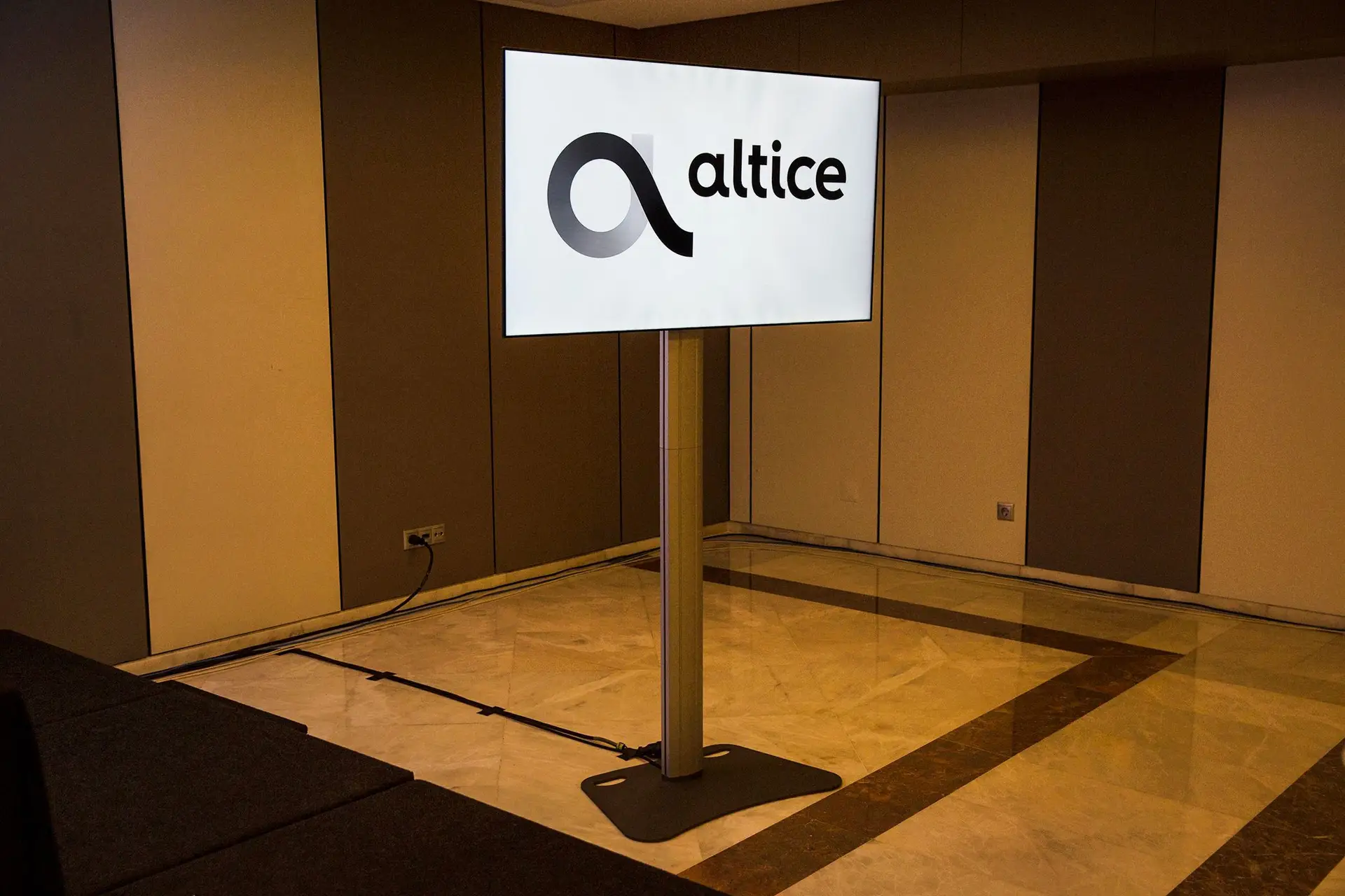 Administrador João Zúquete da Silva pede suspensão do cargo na Altice