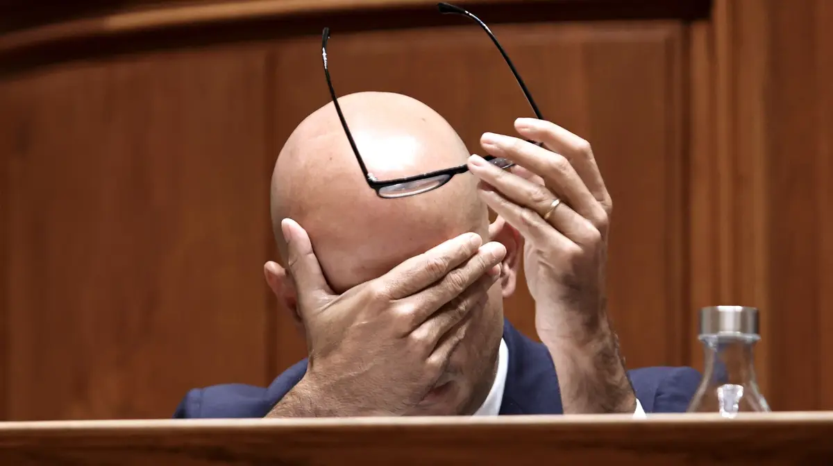 Ministro das Finanças, João Leão, durante a audição na Comissão de Orçamento e Finanças, no âmbito da apreciação, na generalidade, da Proposta de Lei n.º 116/XIV/3.ª (GOV) - Aprova o Orçamento do Estado para 2022, na Assembleia da República, em Lisboa.