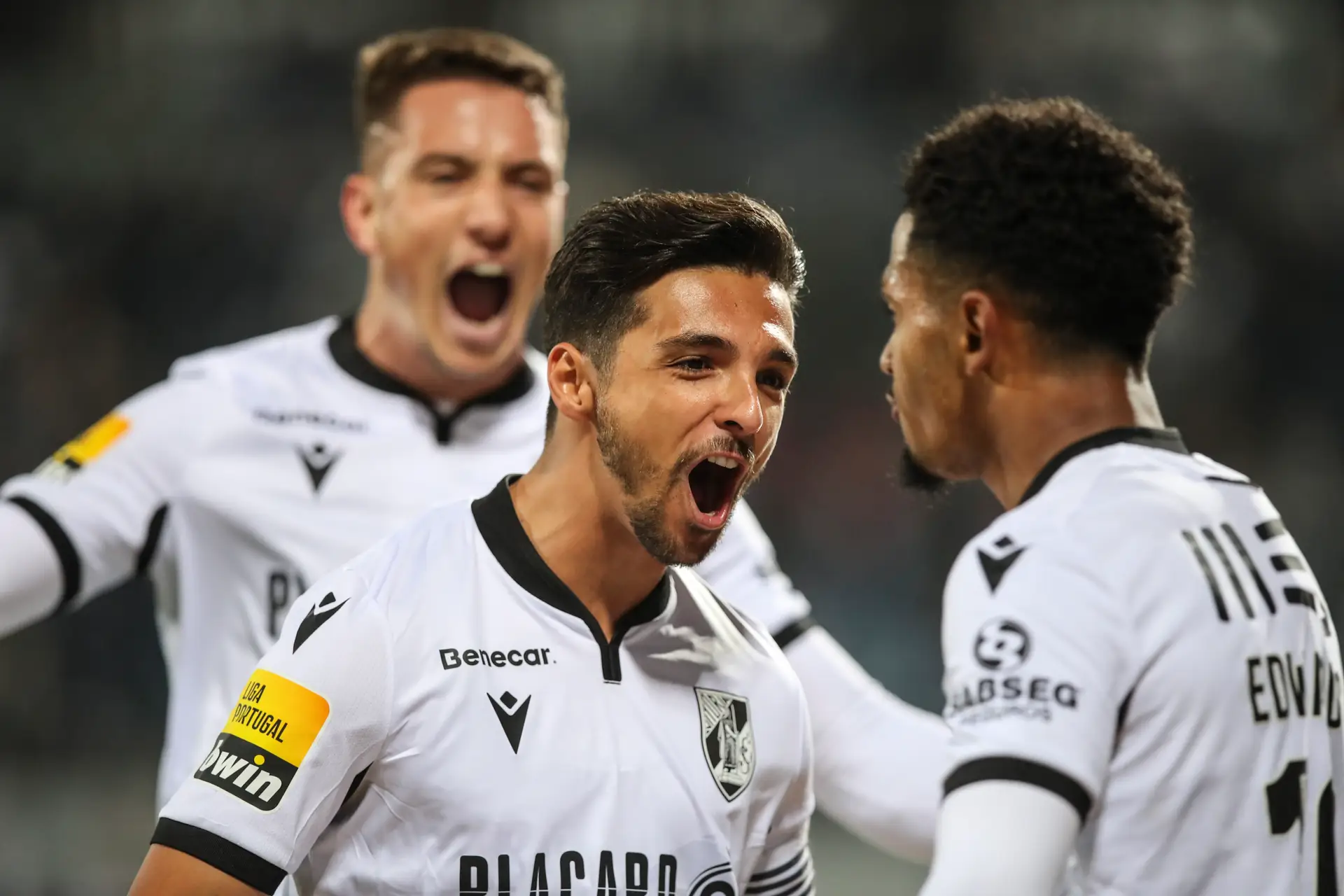 Vitória de Guimarães vence Marítimo no arranque da nona jornada
