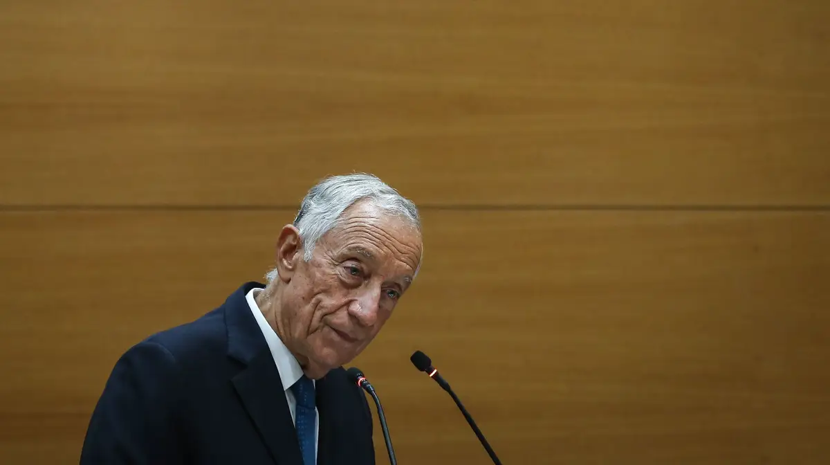 O Presidente da República, Marcelo Rebelo de Sousa, usa da palavra durante a apresentação do livro 'Riscos de Fraude e Corrupção no Programa de Financiamento Europeu – reflexões e alertas', no Instituto Superior de Ciências Sociais e Políticas, em Lisboa