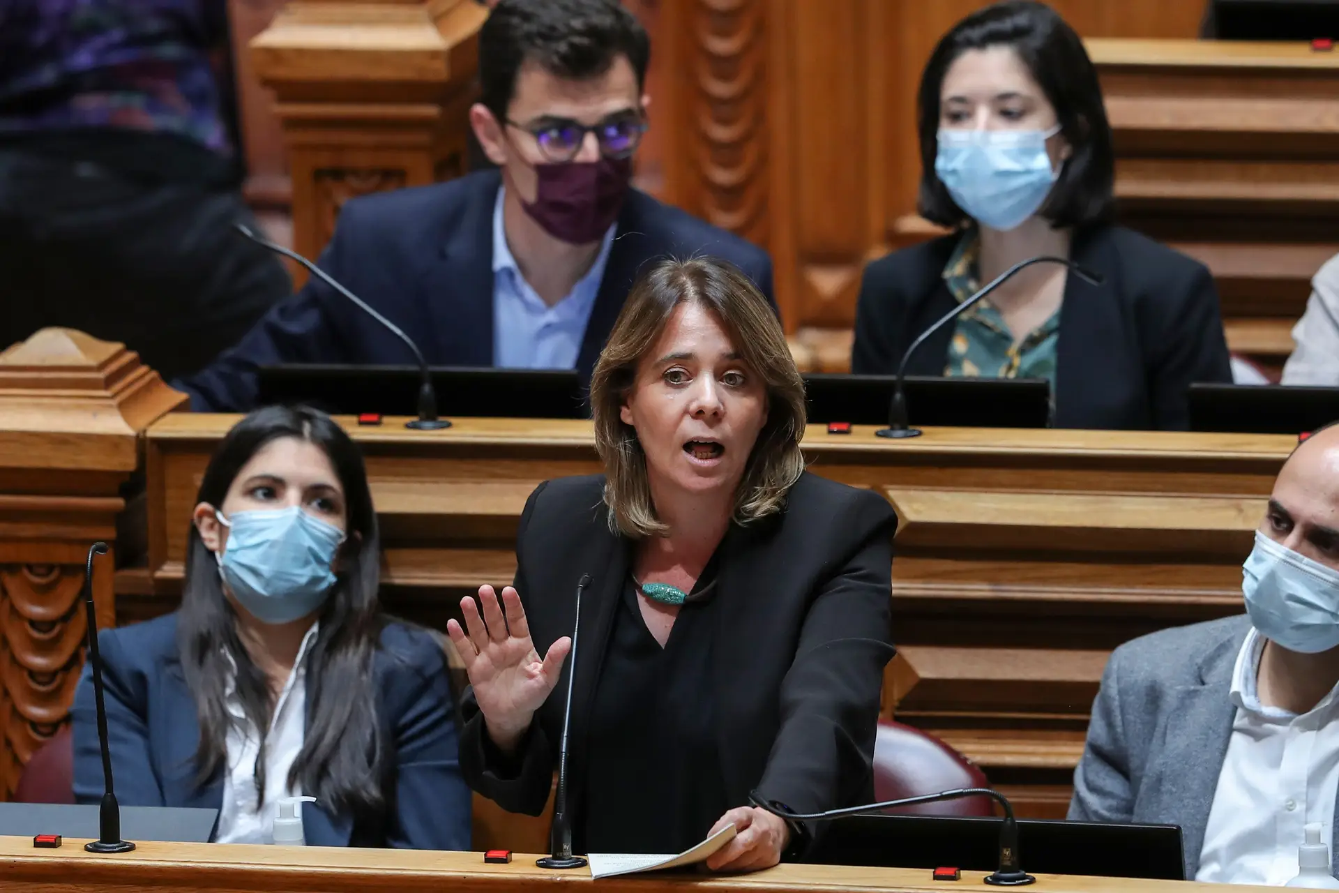 Catarina Martins para Costa: "Se amanhã não tiver um orçamento aprovado é porque não quer"