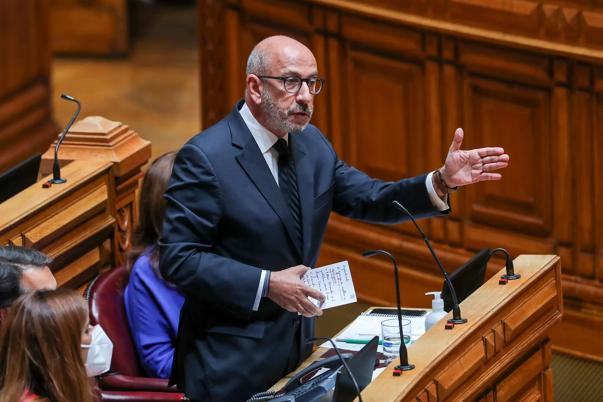 Líder parlamentar do CDS defende que é necessário tempo para afirmar alternativa política