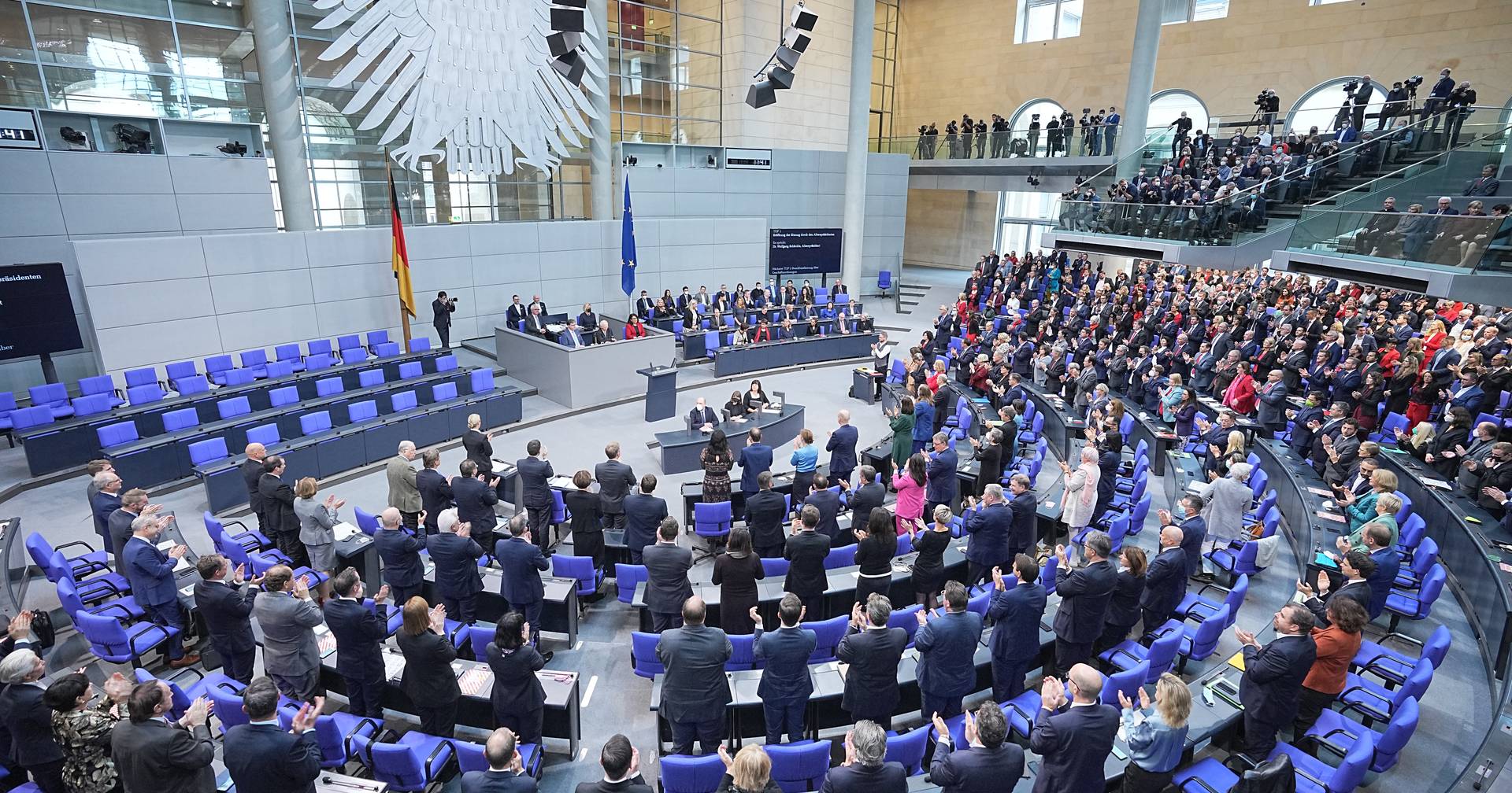 Der politische Wandel beginnt in Deutschland