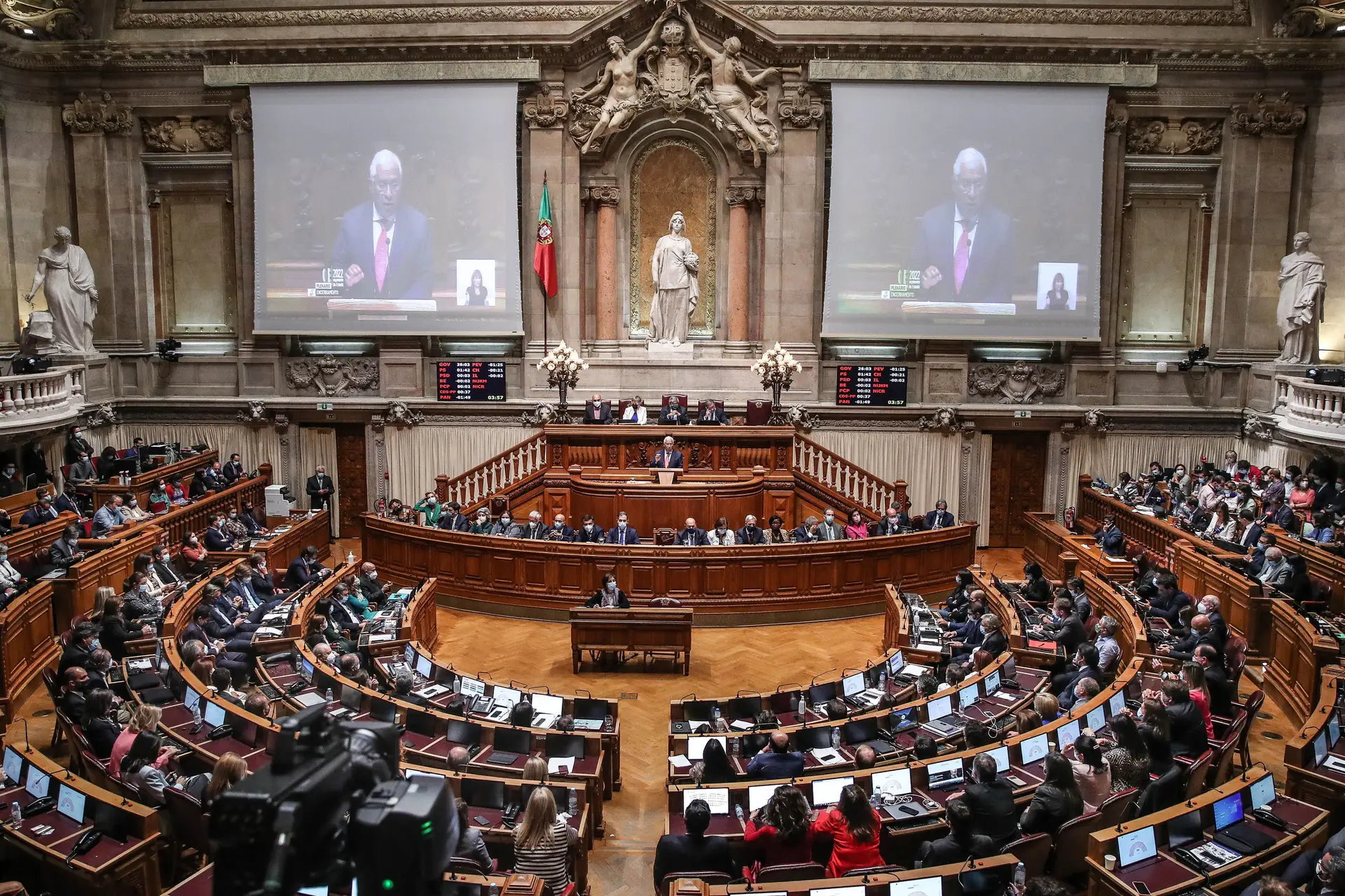 Parlamento chumba redução da idade de reforma para pessoas com deficiência