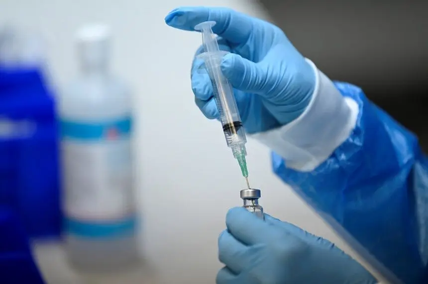 Cerca de 811.00 pessoas já têm vacina da gripe e 352.000 reforço contra covid-19