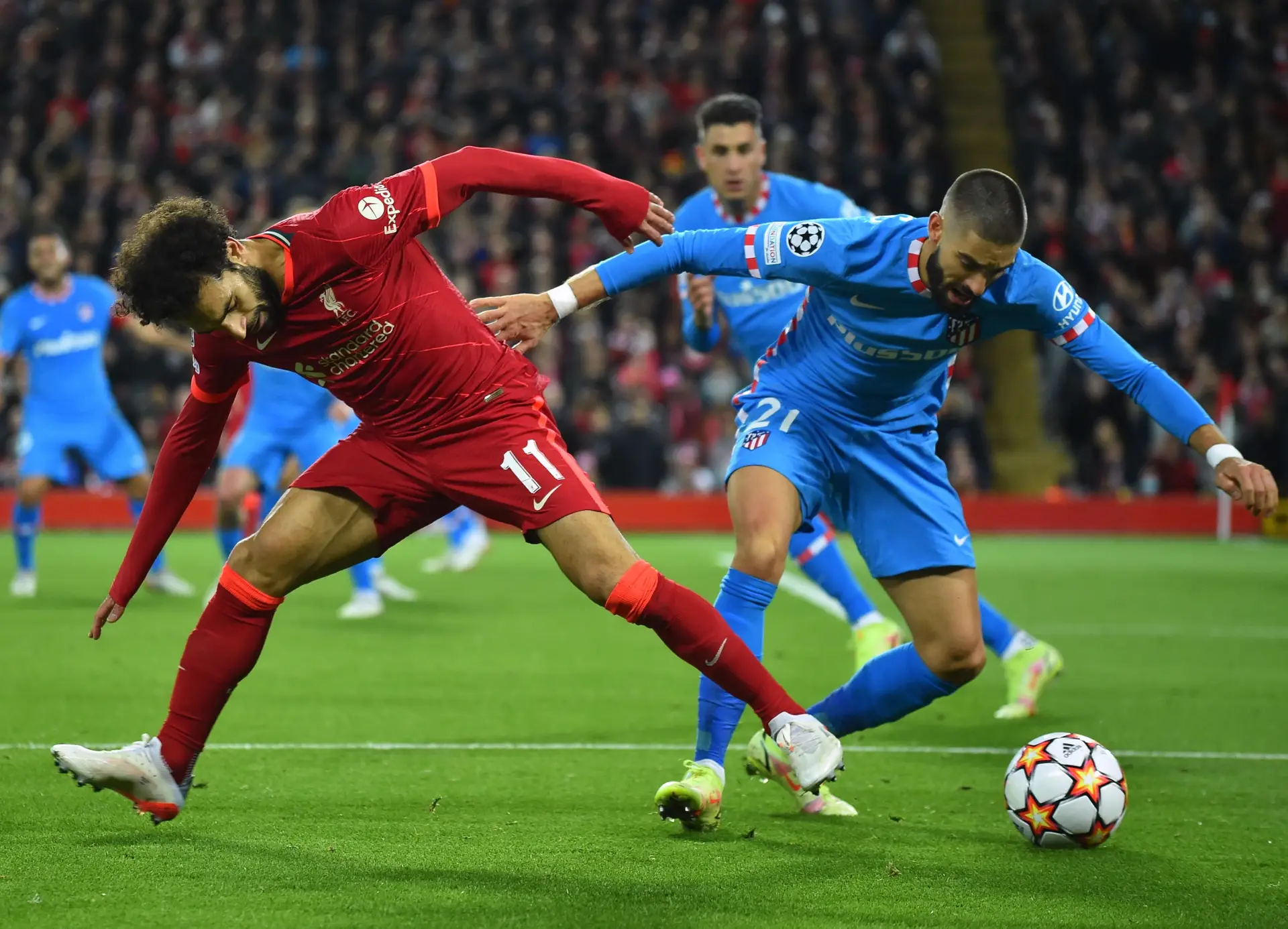 Liverpool e Ajax asseguram apuramento para os oitavos de final da Champions