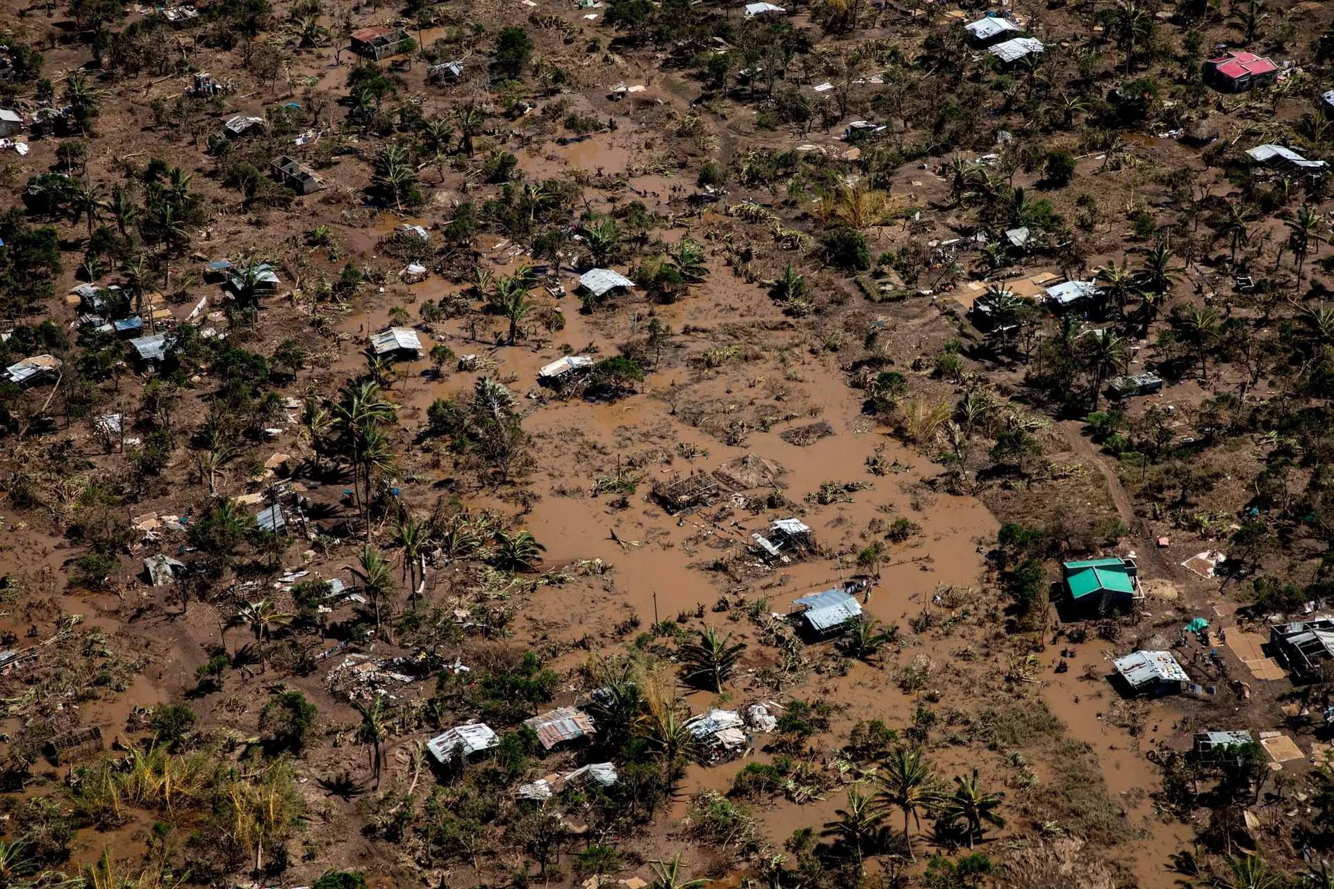 UE entrega 90 casas a vítimas de ciclone Idai no centro de Moçambique