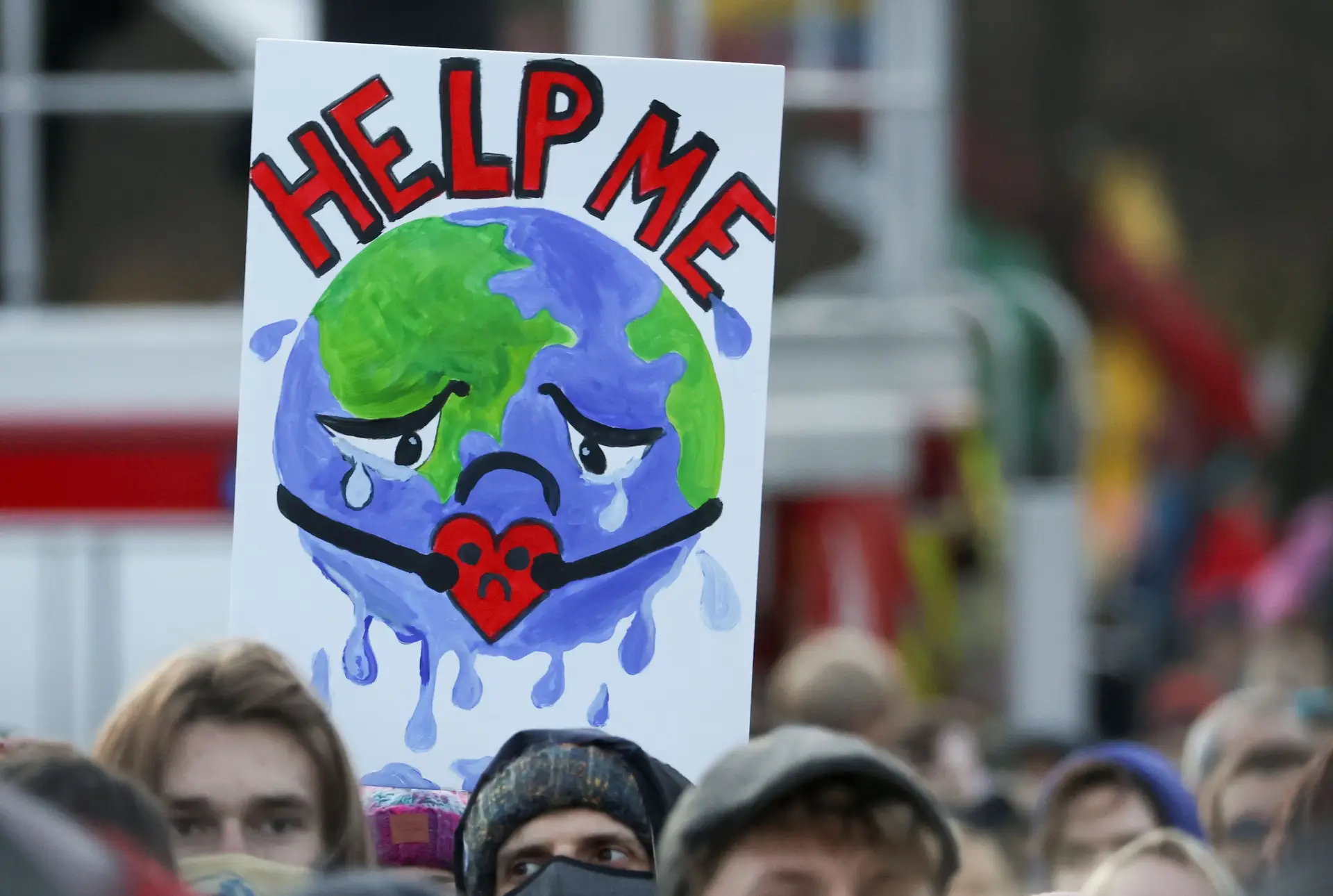 Última semana da COP26 arranca com continuação de ações paralelas