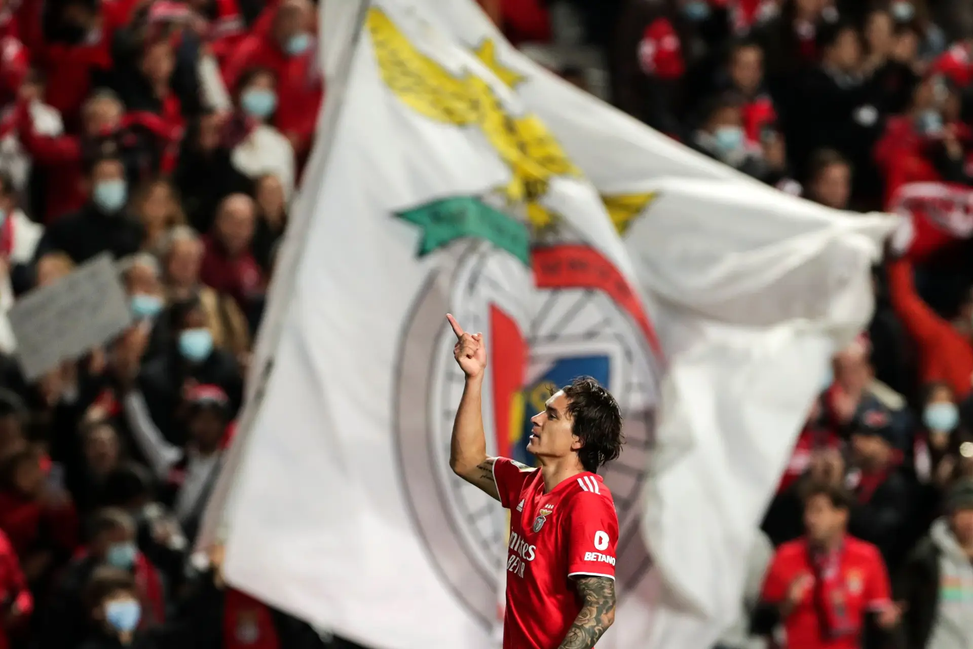 Darwin Núñez do Benfica dispensado da seleção do Uruguai devido a lesão