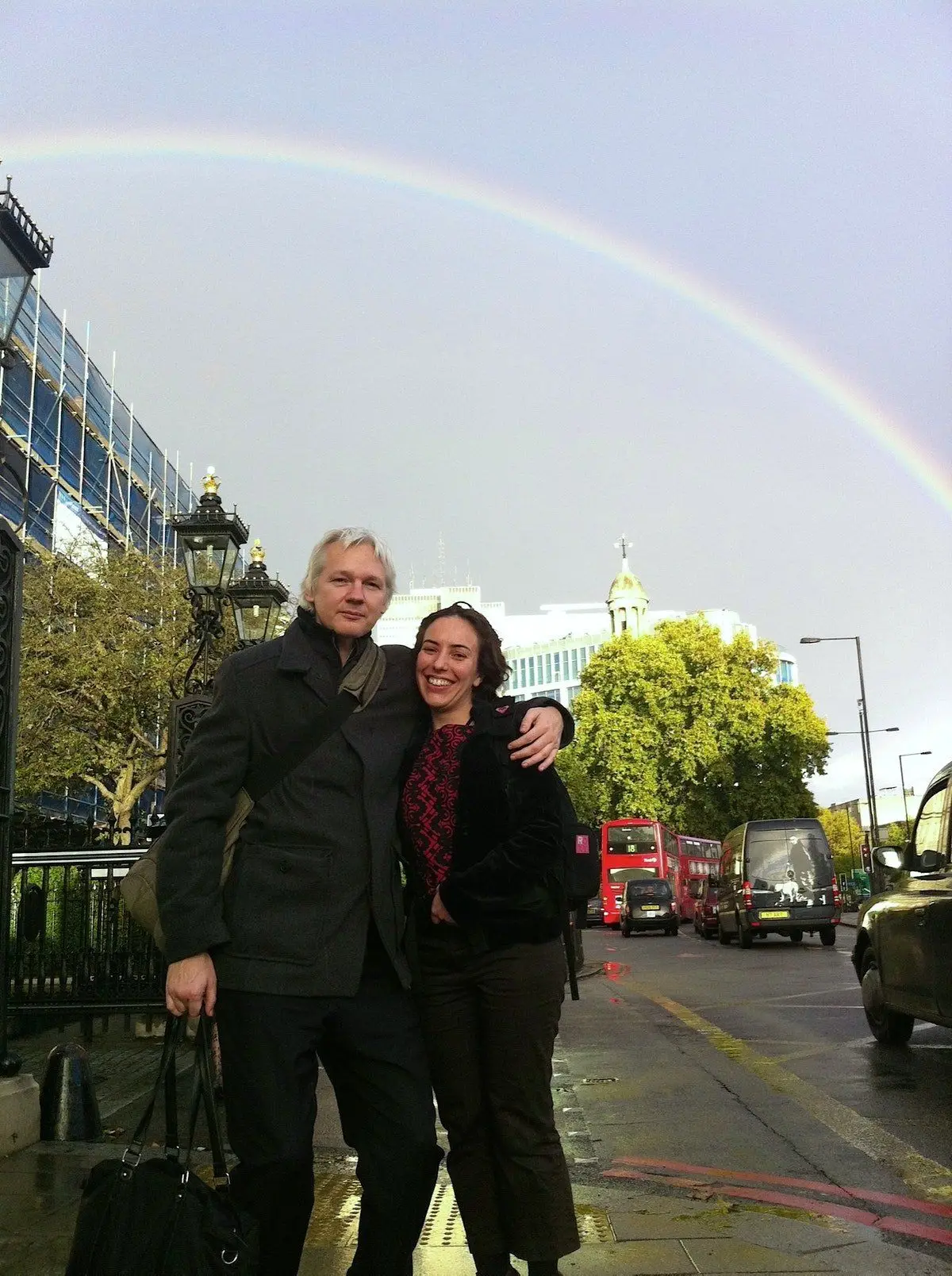 Wikileaks: Julian Assange autorizado a casar na prisão