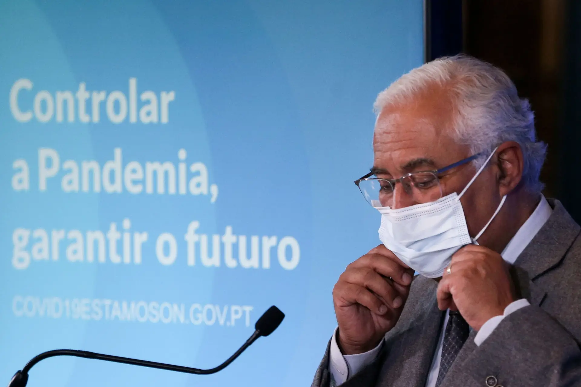 António Costa considera indiscutível resiliência e empenho dos profissionais do SNS