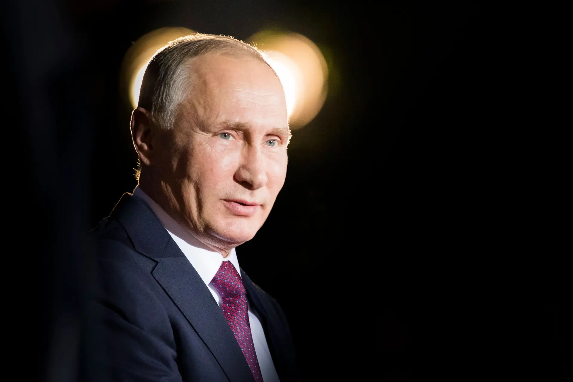 Putin adverte que "russofobia" é "primeiro passo para um genocídio"