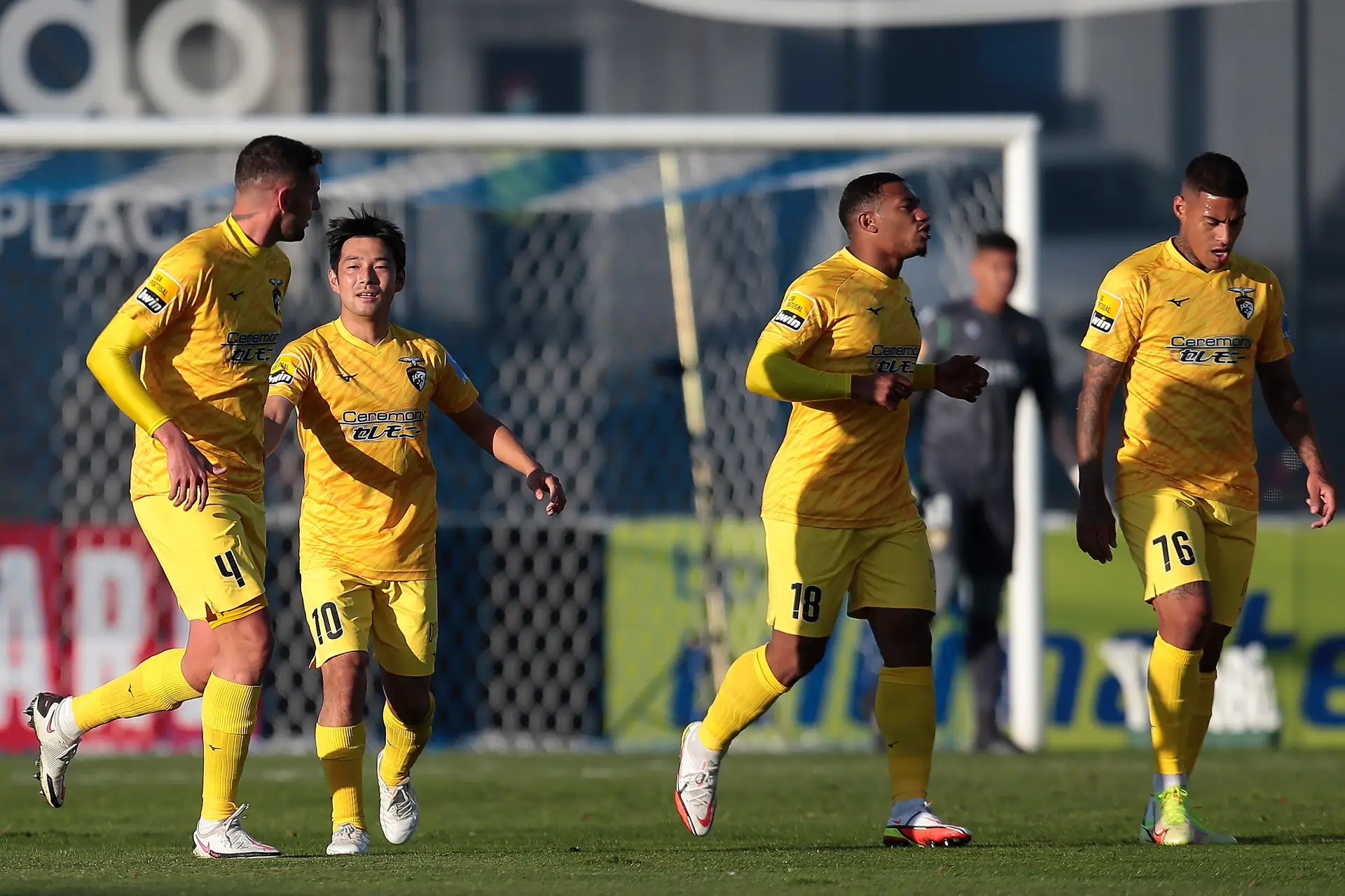 Portimonense goleia Famalicão e sobe ao quinto lugar da I Liga