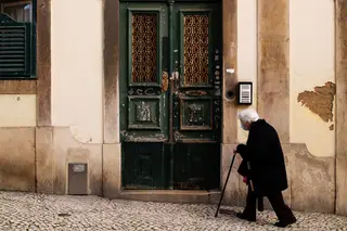 Esperança de vida recua com pandemia e idade da reforma desce para 66 anos e quatro meses em 2023