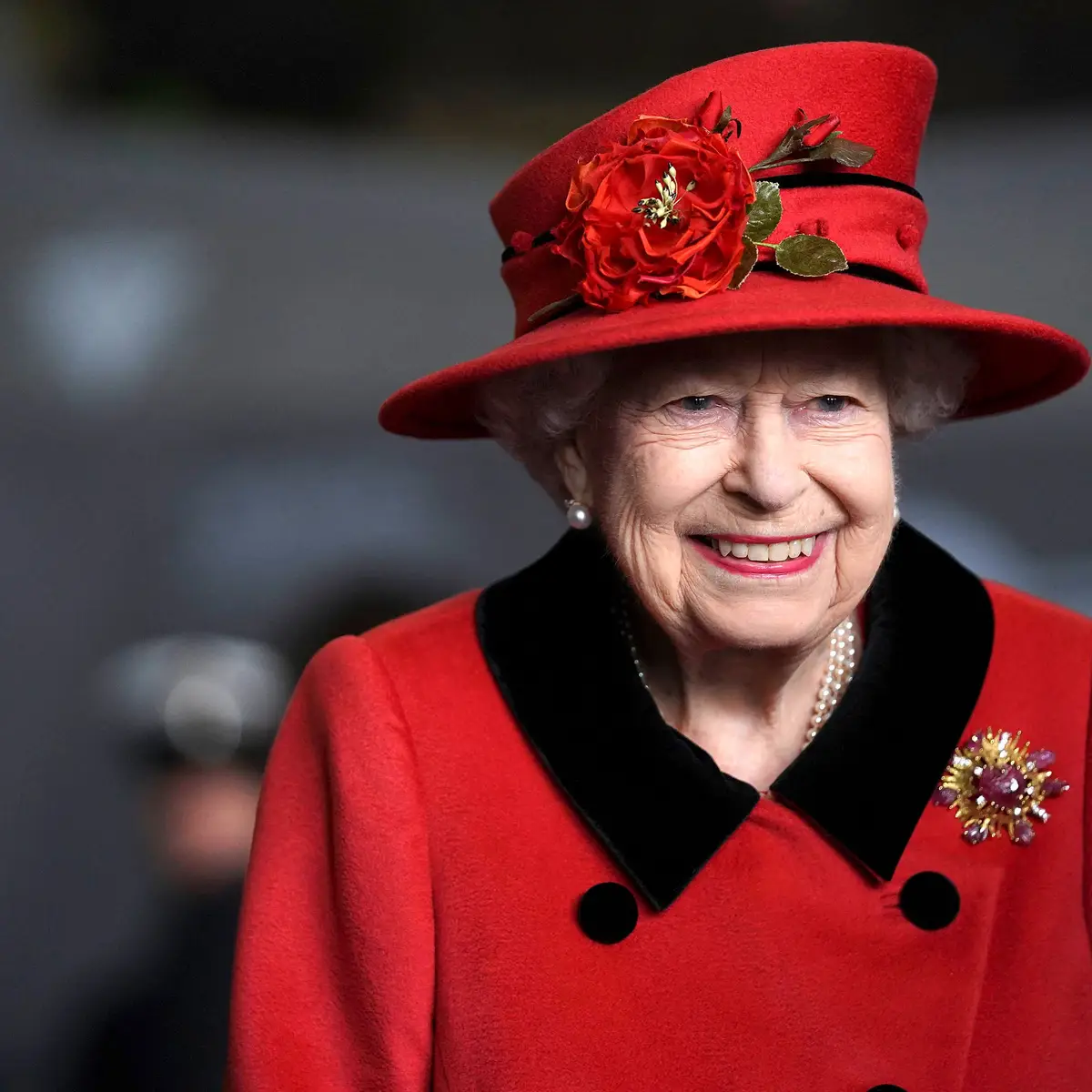 Escócia-Ucrânia: rainha Isabel II vai ser homenageada antes do jogo - CNN  Portugal