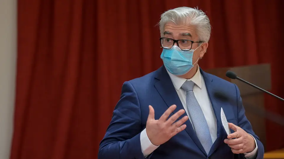 O secretário de Estado Adjunto e da Saúde, António Lacerda Sales.