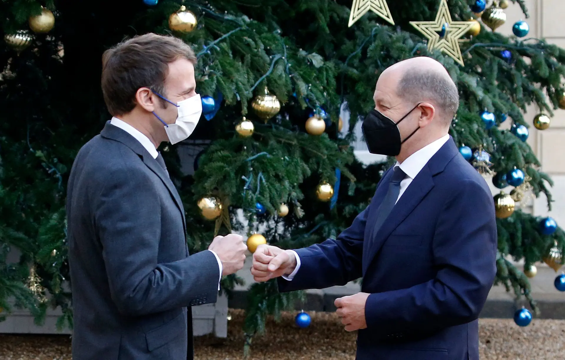 As imagens (e os temas) do primeiro encontro entre Macron e Scholz