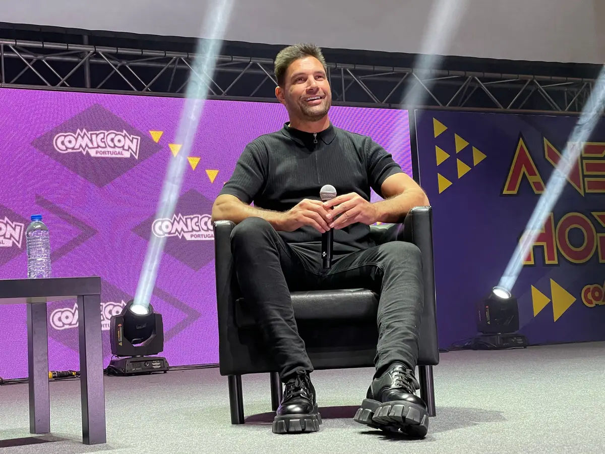 Manu Bennett: O inimigo está apenas a uma história de se tornar amigo -  SIC Notícias