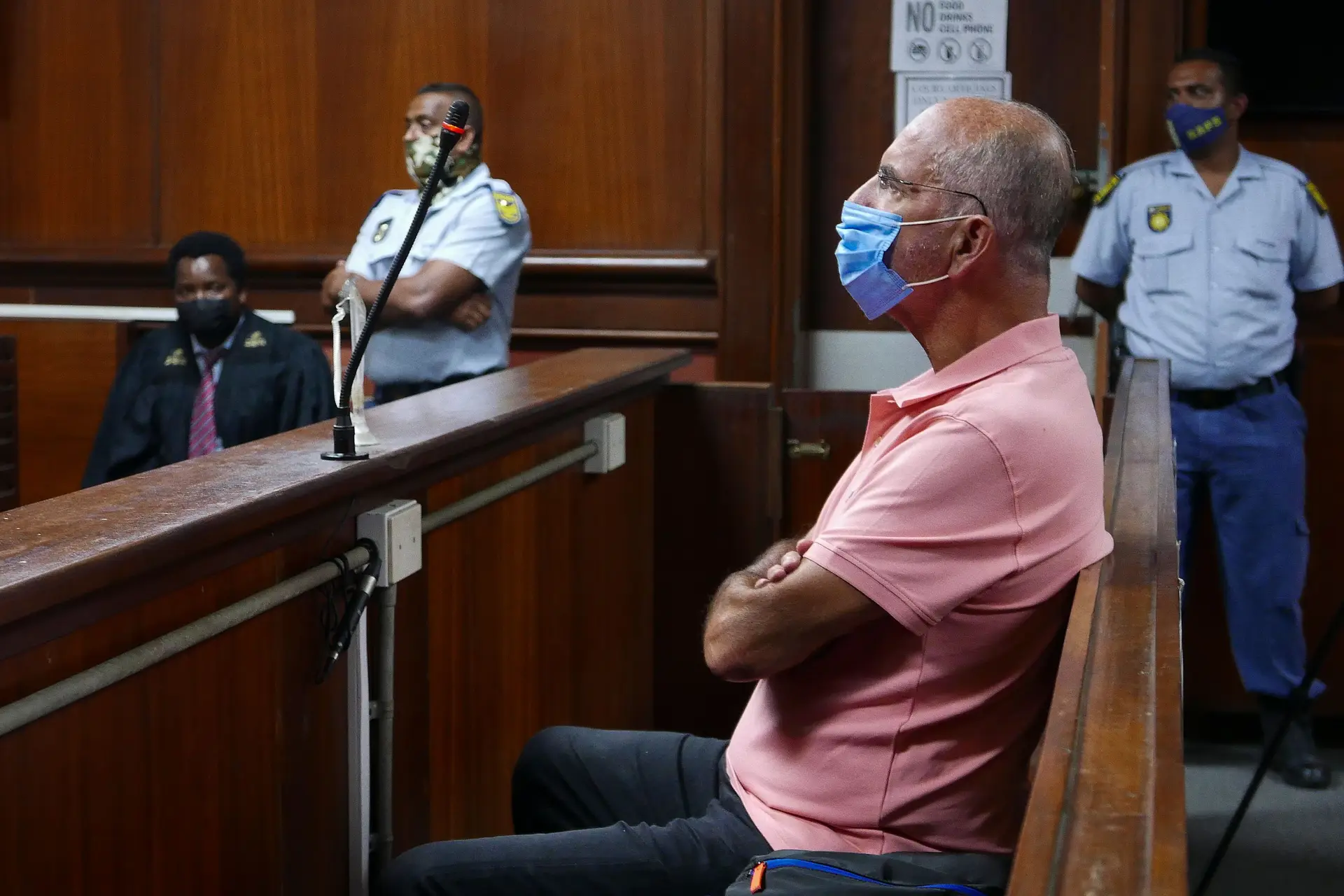 Procuradoria em Durban recebeu segundo mandado de detenção de João Rendeiro