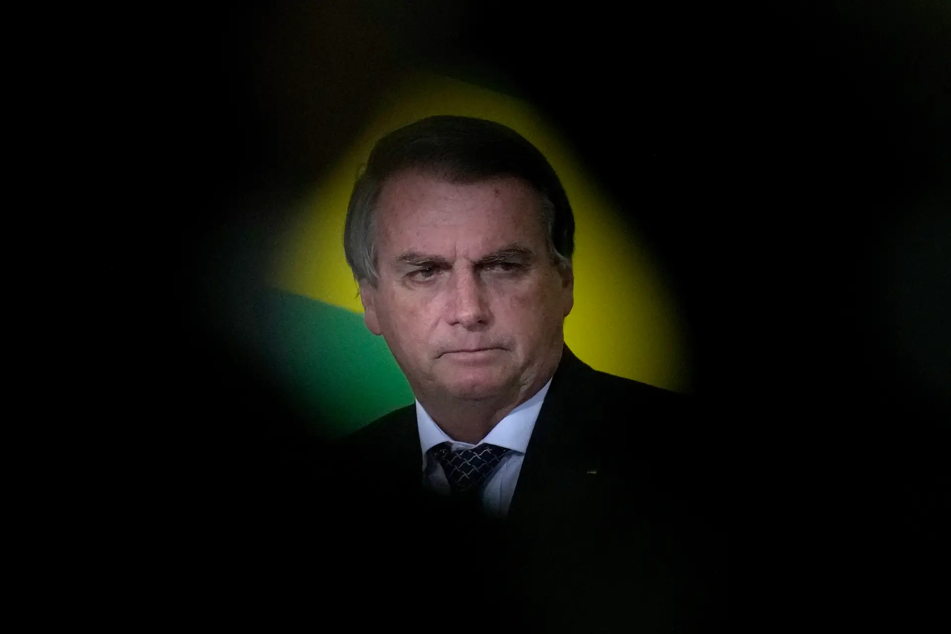 Bolsonaro imita pessoa com falta de ar e critica Mandetta