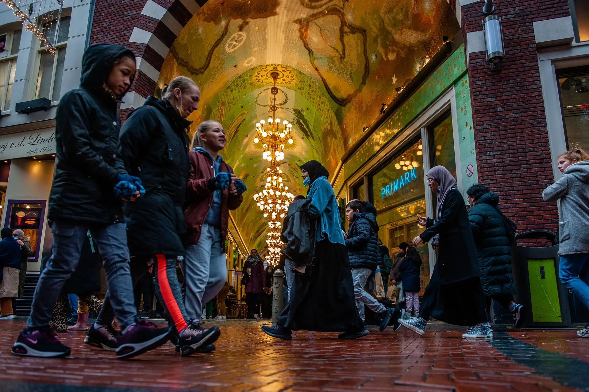 Países Baixos avançam com novo confinamento