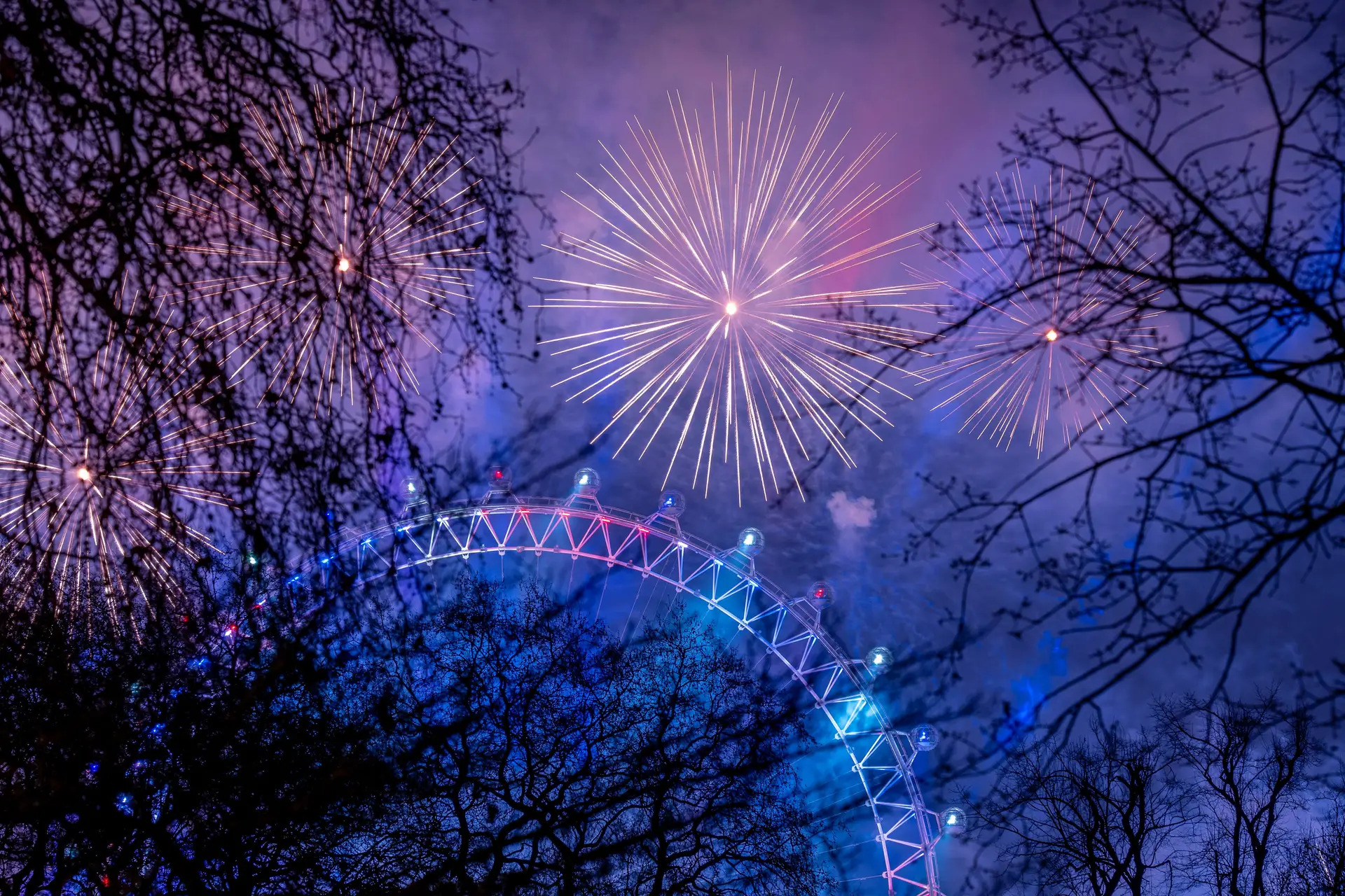 Covid-19: Londres cancela festejos de Ano Novo