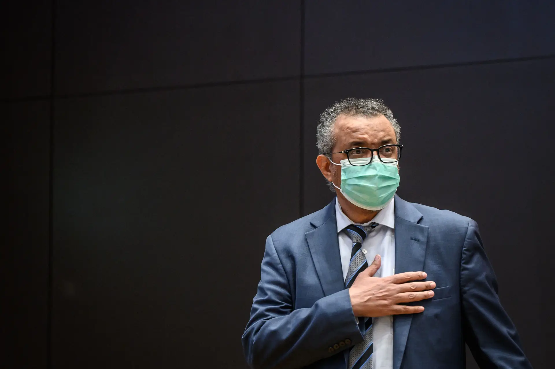 Nenhum país sairá da pandemia com reforço da vacinação, avisa OMS